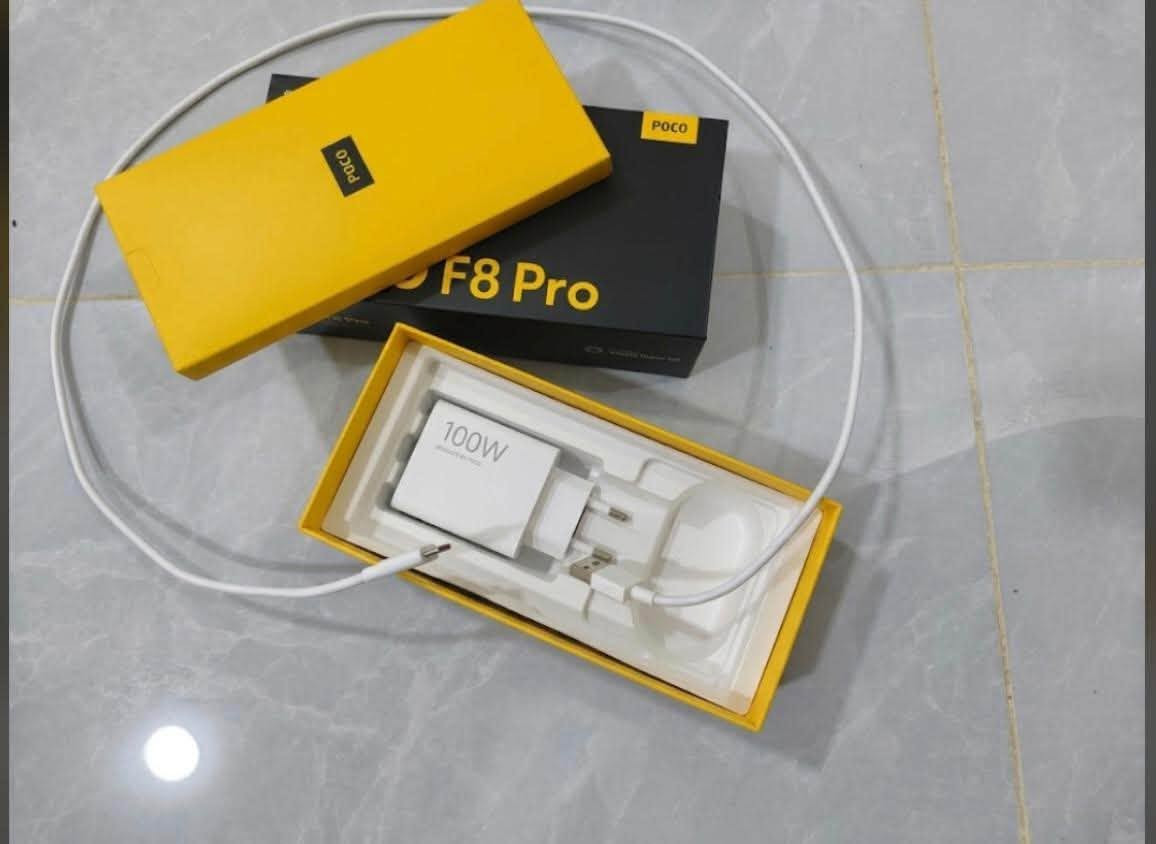 للبيع ⭕️
موبايل POCO F8 Pro
بسعر 755 وبي مجال 
جديد بطاريه 100 
مستخدم كلش قليل
مع ملحقاته 
شاحنه وكفر وباكيته والضمان كله بعده جديد 
وللتوضيح مخليله لزكه مابي ولا شخطه 
هذه رقمي للشراي *********** 
وقابل للتفاوض 
مكاني الرمادي
