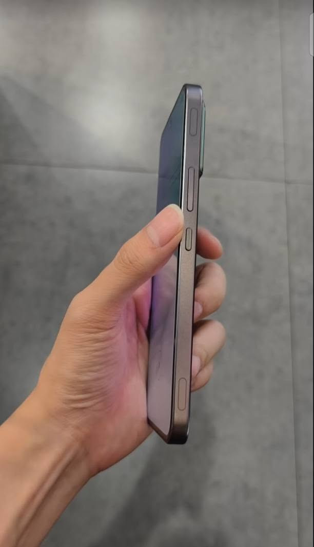 شاشة AMOLED بدقة 1.5 وتحديث 144 نظام All Day Full FPS لتجربة لعب سلسة . CE GT Trigger تحكم سريع مثل أجهزة الكونسول 25GB RAM كحد أقصى مع الذاكرة الممتدة

بطارية 5500mAh

شحن سریع 45 + شحن لاسلکی 30

كاميرا خلفية 8 + 108MP

كاميرا أمامية 13MP

يدعم 5 وNFC
كيكه 256
العشوايه 12+12
اسم الجهاز Infinix GT 30 Pro
السعر 425 وبي مجال
يشغل بل ببجي 120فريم
اذا رقمي ***********.         مستخدم.   اسبوعين

نص مكتوب في الصور:
- هاتفي XOS FOR GT 16.3.0 التحقق من التحديثات اسم الجهاز Infinix GT 30 Pro التخزين ٩٩,٨٧ غ.ب / ٢٥٦ غ.ب الطراز Infinix X6873 وحدة المعالجة المركزية Dimensity 8350 Ultimate RAM ١٢,٠٠ غ.ب+١٢,٠٠ غ.ب الكاميرا الخلفية 108M+8M الكاميرا الأمامية 13M البطارية 5500mAh الشاشة 1224x2720