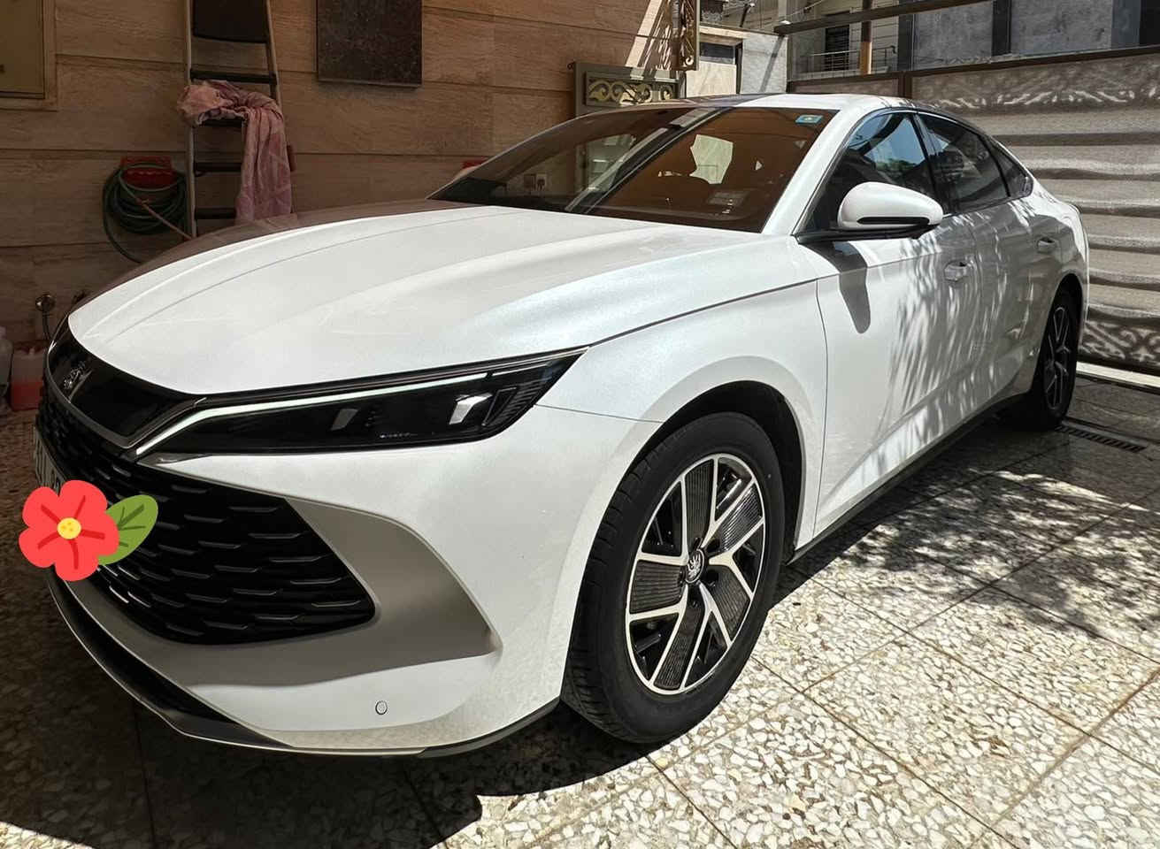 بي واي دي كن ال فول بانوراما بطاريه١٢٠ كليو  كفاله عامه عدا شبرين صبغ بالباب رقم بغداد ومكان السياره بغداد   ماشيه٩ تالاف ب٢٥ مليون  ***********0
