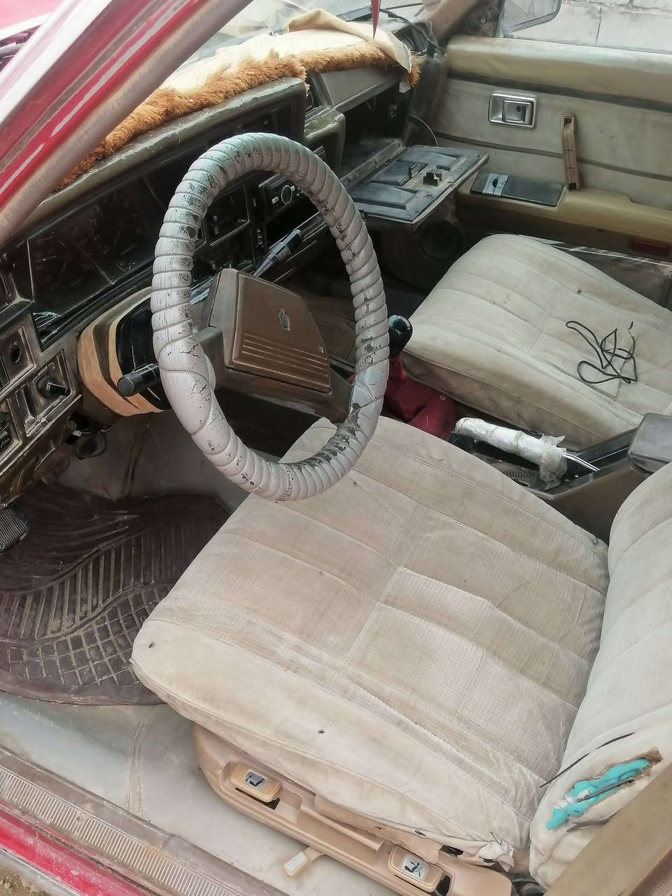 للبيع سوبر موديل 82 رقم دولي باسمي سنويه ل2030
مكينه وكير بلاد مصبوغه عام
سعر 30 وبيها مجال
مكاني البصره سفوان
***********
