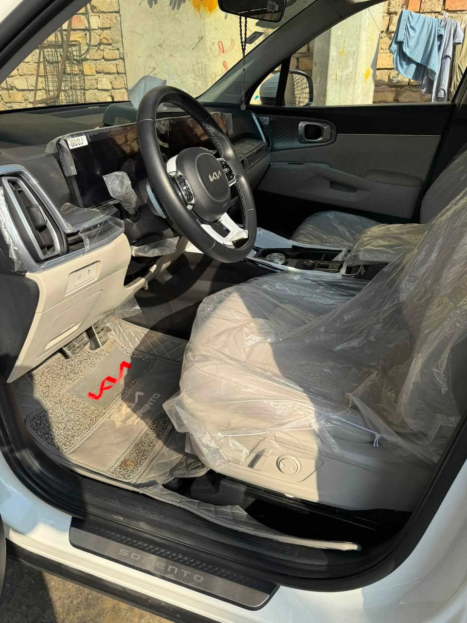 كيا سورنتو موديل25 خليجي فول مواصفات ضمان شركه دوليه ماشيه 12500 كيلو بعدهي زيرو فابلون شركه
7 راكب 
محرك 3500
مكفوله من كلشي عل فحص
سياره بعدهي لوك
بونوراما
السعر 320$
العنوان بغداد ابو غريب
هاتف ***********
