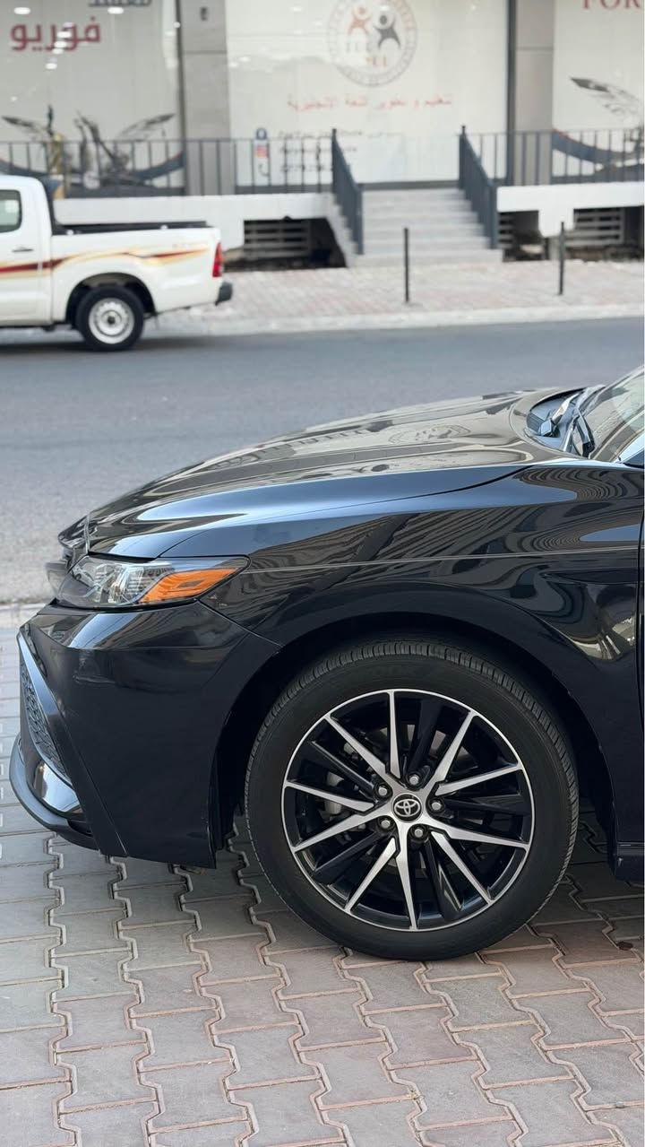 سلام عليكم كامري موديل 2024 مواصفات SE ضررها موضح بل صور سياره جديده رقم جديد هزه جديد2031لحد ماشيه22 الف ميل جديده السياره ماشاءالله عنوان كركوك رقم موبايل 
*********** كركوك, العراق
