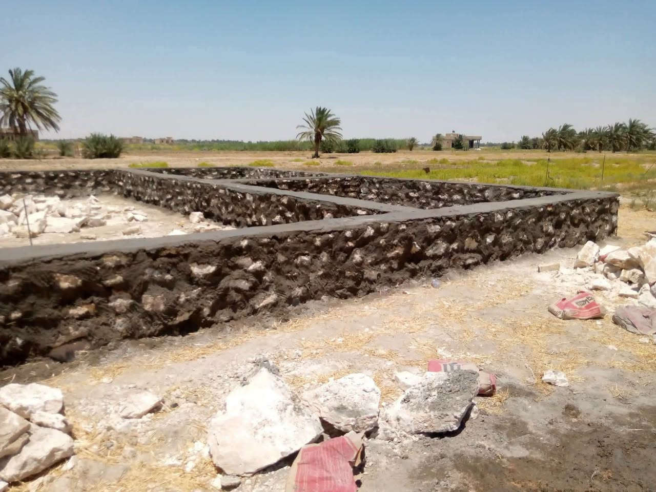 شغل حجر حسب الطلب باشراف البناء علي ال مري اتصال على رقم ***********
