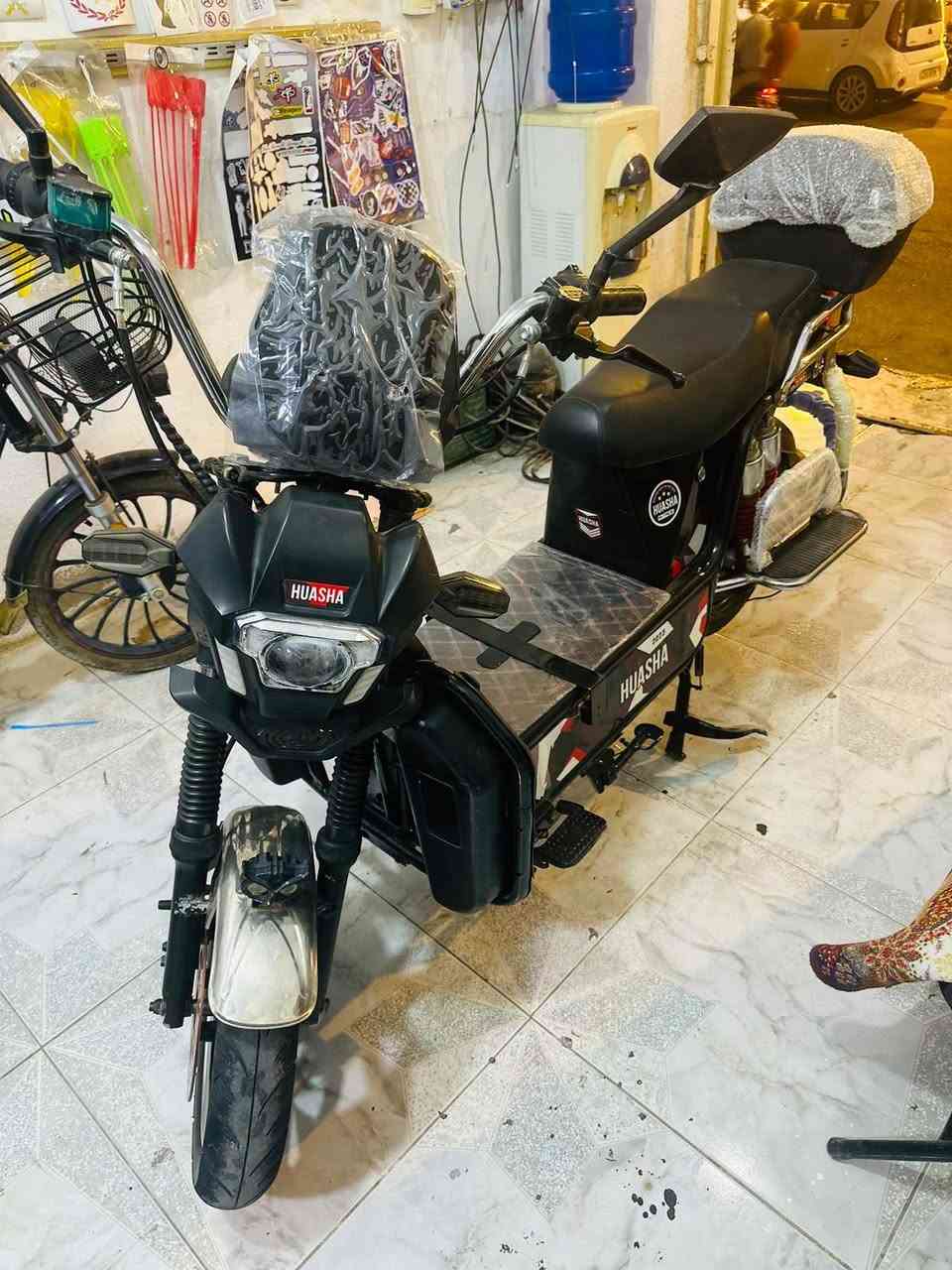 للبيع موطور شحن هيوشه ٢٠٢٣ موطور بطارياته مبدله تخم جديد قبل اسبوع كهرباءياته كلها شغاله
السعر 450 وبي مجال 
للتواصل ***********

عنوان الأنبار قضاء هيت حي الاطفاء مقابل جامع حارث بن يزيد معروف بجامع شيخ مهند واي واحد يريد يسحب موطور من جمعيه اشتري من عنده بسعر لي يعجبه 

يتوفر صيانه وغسل وكماليات وبيع وشراء وتبديل بطاريات بأسعار مناسبه 
للبيع موطور شحن هيوشه ٢٠٢٣ موطور بطارياته مبدله تخم جديد قبل اسبوع كهرباءياته كلها شغاله
