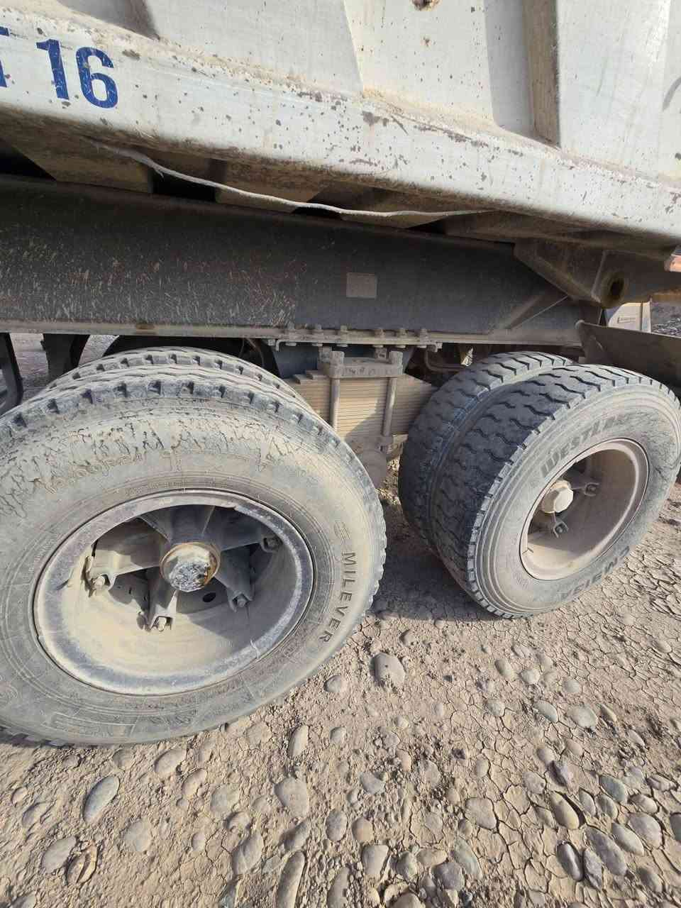 عربانه ماموت. للبيع *********** ذرعته ٣٢
