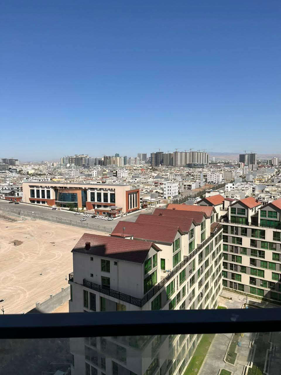 🏠 شقة سكنية للبيع

📐 المساحة: 73م²
🛏️ غرفة نوم + صالة
🏢 مجمع لايف تاور
📍 الموقع: 32 بارك – طريق الموصل
🌆 واجهة الشقة على إمباير

📞 للمزيد من المعلومات والتفاصيل:
***********
***********
***********

✨ فرصة سكنية مميزة بموقع حيوي 
————————————————————————

🏠 شوقەیەکی نیشتەجێبوون بۆ فرۆشتن

📐 ڕووبەر: ٧٣م²
🛏️ یەک ژووری نووستن + هۆڵ
🏢 کۆمپاوندی لایڤ تاوەر
📍 شوێن: ٣٢ پارک – ڕێگای موسڵ
🌆 ڕووی شوقەکە بەرەو ئیمپایەرە

📞 بۆ زانیاری زیاتر:

***********

***********

***********

#عقارات #اربيل # اكسبلور # مشاعدات
