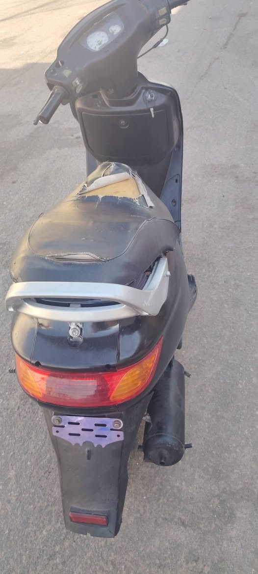 فراشه نثيه ب300 الف وبيها مجال بسيط مفتوحه مبدل بوشه وبستم اول مره دراجه كلش حلوه كهربائيات كامله اي نقص مابيها سلف هندر
شراي اتصل مامتواجد على الفيس 
***********.
العنوان النجف حي العسكري كبل مقابل اسواق بركات الزهراء للجمله.
