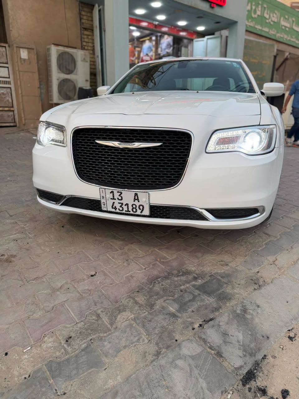 #كوبارت_ميسان_الاقدم_في_ميسان 

كلايسلر 300 /  2016 لمتدد فول عدى الفتحه 

مرقم ميسان حره باسمي دخول جديد ضباط 

حادث / جاملغ وبنيد مصبوغ من امريكا 

ماشيه / 51 الف بعدهي كارتون 

جديده جدا 
#للاستفسار__ ***********
