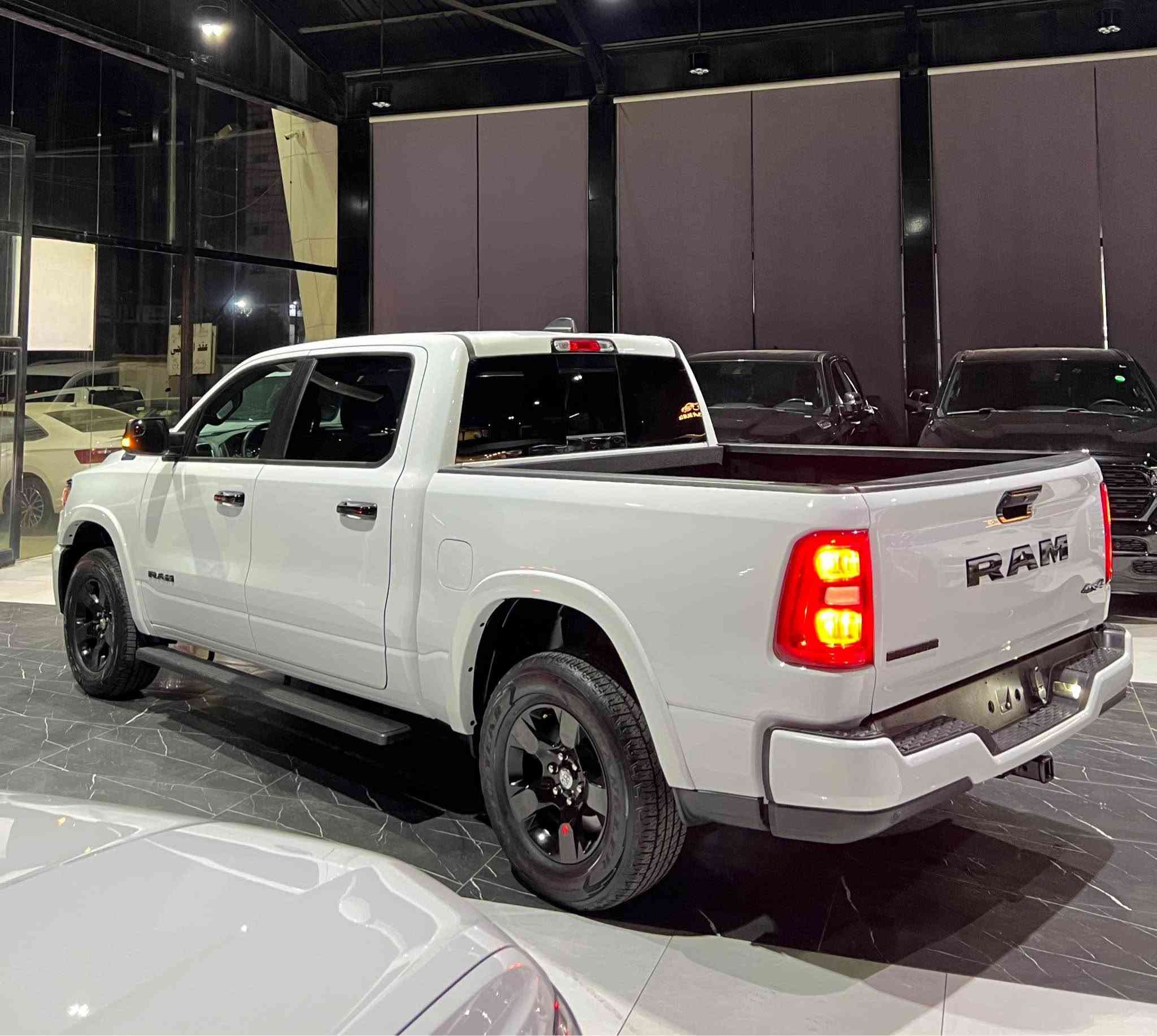 سعر 315$ ورقه وبيهه مجال 

رام. RAM

موديل. 2025
محرك. V6. 3.6
ماشية. 37 الف 
فورويل. 4*4
بك هورن
باب طويل بدي قصير 
حادث السياره فقط جاملغ امامي كارت فقط 
بدون دواخل بدون يربك بدون تبديل بدون صبغ
رقم شاصي موجود بل منشور 

تترقم. اربيل. دهوك. سليمانيه
***********
***********

شركه ريبوار سالار صالح 
أربيل شارع ١٠٠م أربيل, العراق
