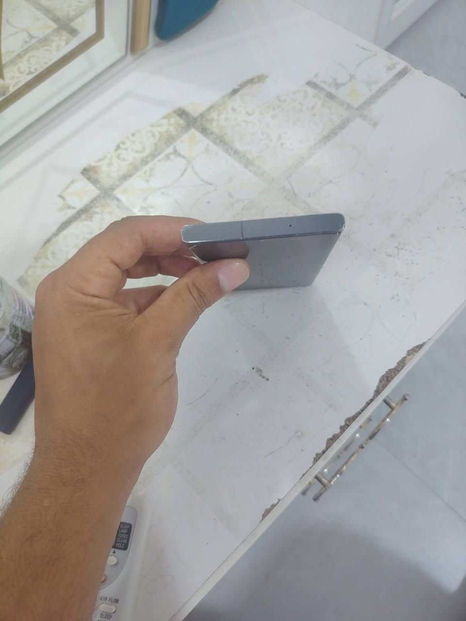بسبب الوعود كاذبه
للبيع او مراوس بدراجة حسب قناعه سامسونگ S23 Ultra
الجهاز نظيف جداً، استخدام شخصي وما بيه أي عيب، ويا كل أغراضه الأصلية والكارتون.
***********
