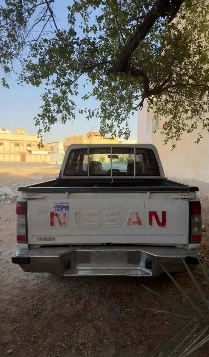 تحيه طيبه نيسان شبوط موديل ٢٠٠٧ رقم قادسيه باسمي حادث موضح بصوره مكانه بغداد سعره ٣٥ وبيها مجال الرقم*********** بي واتساب
