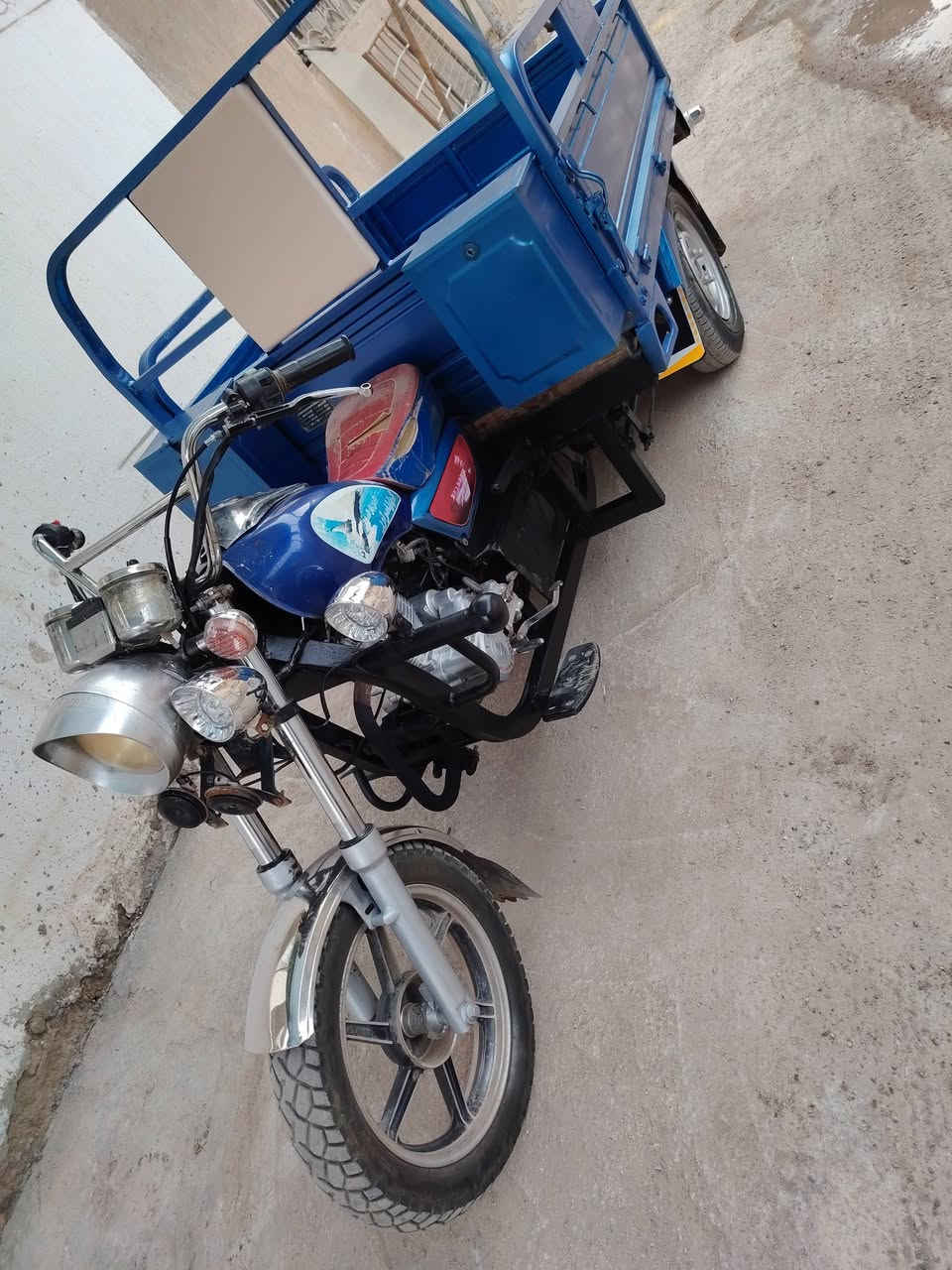 السلام عليكم ستوته صقر مديل ٢٠٢٢ رقم ابيض مكفوله كفاله عامه شاصي وركبه محرك تخم كهربائيات جدد تايرات جوبلس دراجه نضيفه الله شاهد نكره سلف ربع معايزه مكانه دوانيه وهذا رقمي ***********خاص مامتواجد
