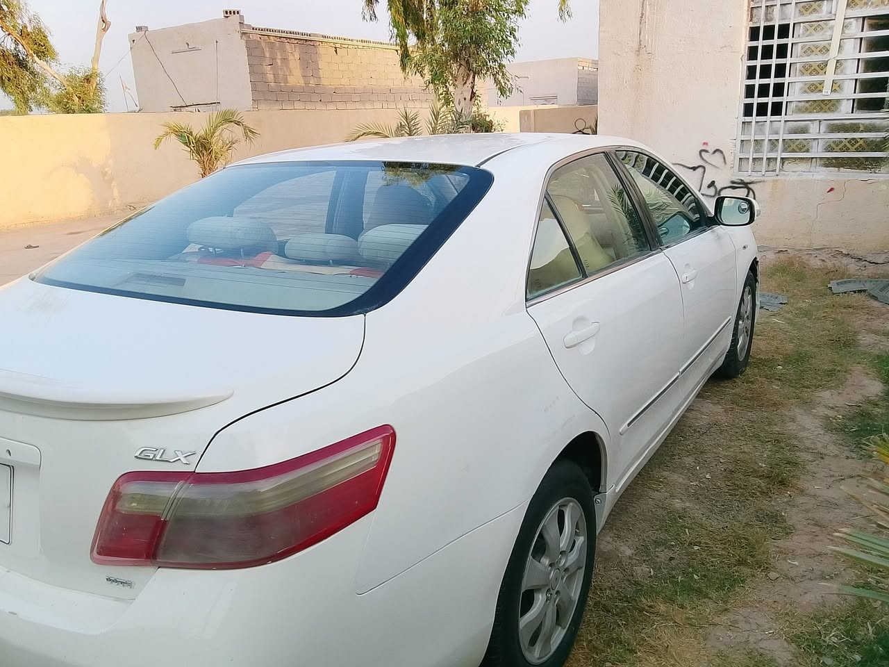 كامري ٢٠٠٩خليجي
 السياره جاهز كهرباء كله شغال 
رقم نكليزي سنويه. 2030 تحويل مباشره 
السياره جاهز مكينه وكير وحداديه وتخم تاير جديد 
السياره فول واحد على واحد 
مكينه حاويه صار ٤ايام من شادها
تحكم ستيرن 
تبريد ثلج 
داخل صاج 
برده خلفيه 
مري شفط 
فتحه سقف 
السياره جاهز واحد على واحد 
بيه صبغ قطعه وحده والباقي كفاله 
 السعر 88 وبيه مجال الشراي 
***********
***********
