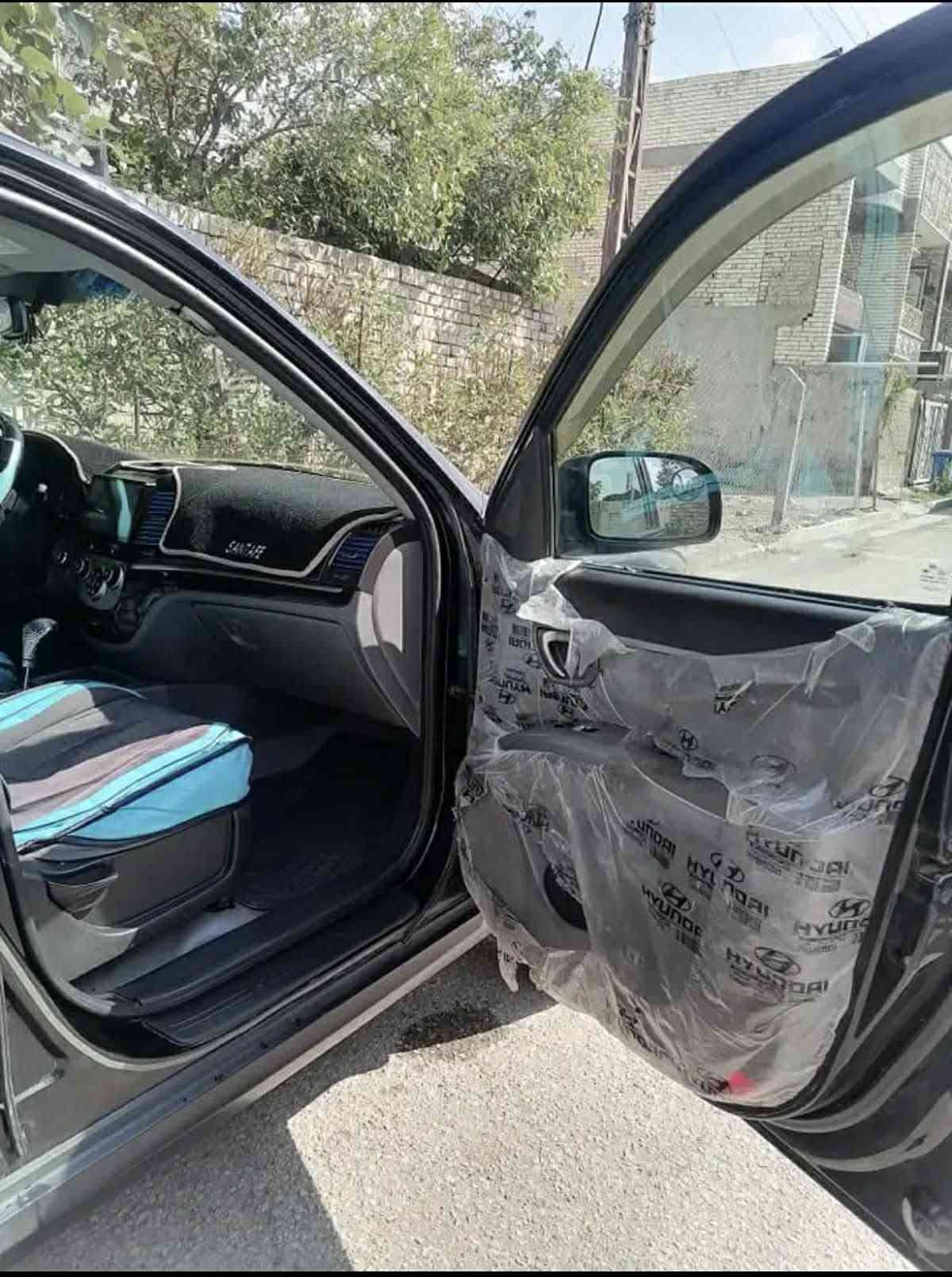 سلام عليكم سنتافي ١١ رقم بغداد انكليزي جديد بسمي محرك كير تبريد صدر محرك ٤ سلندر مكان بغداد السعر ١١٠ وبيهة مجال رقم ***********
