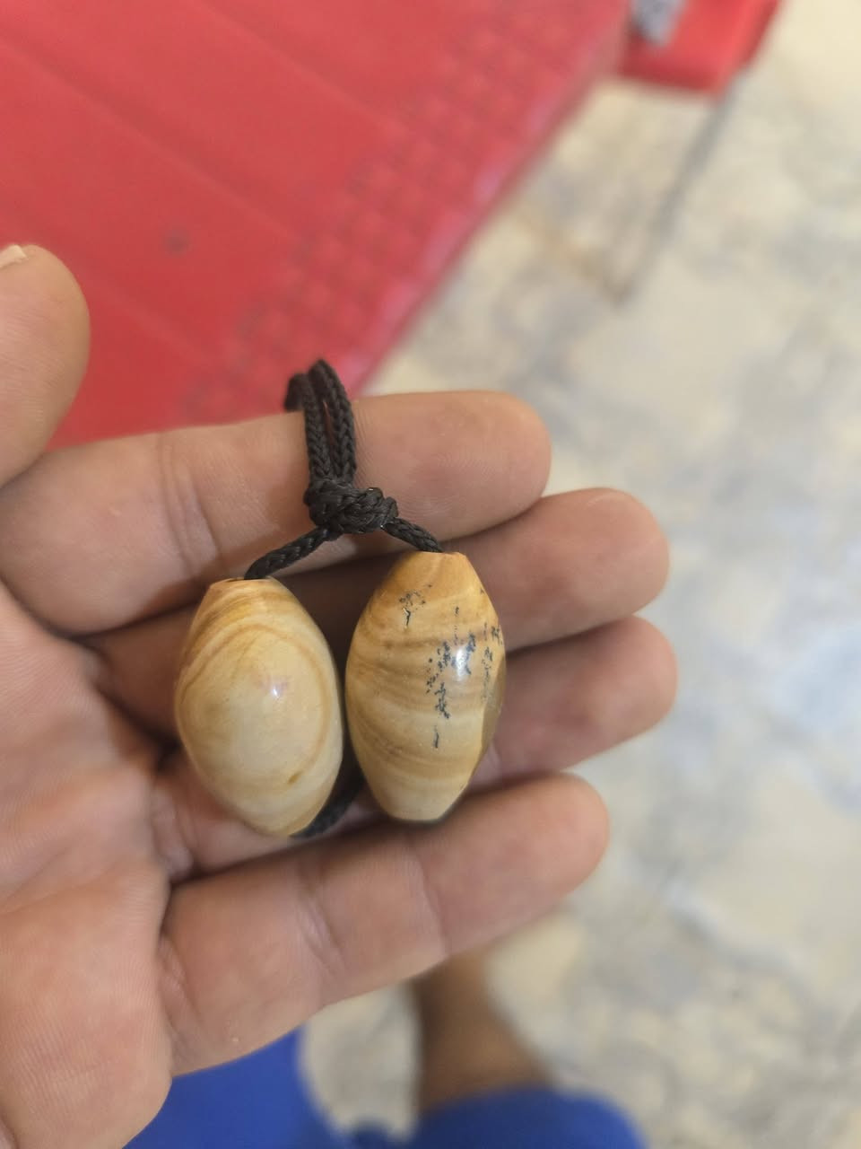 خرز قديمة للبيع الاستفسار ***********
