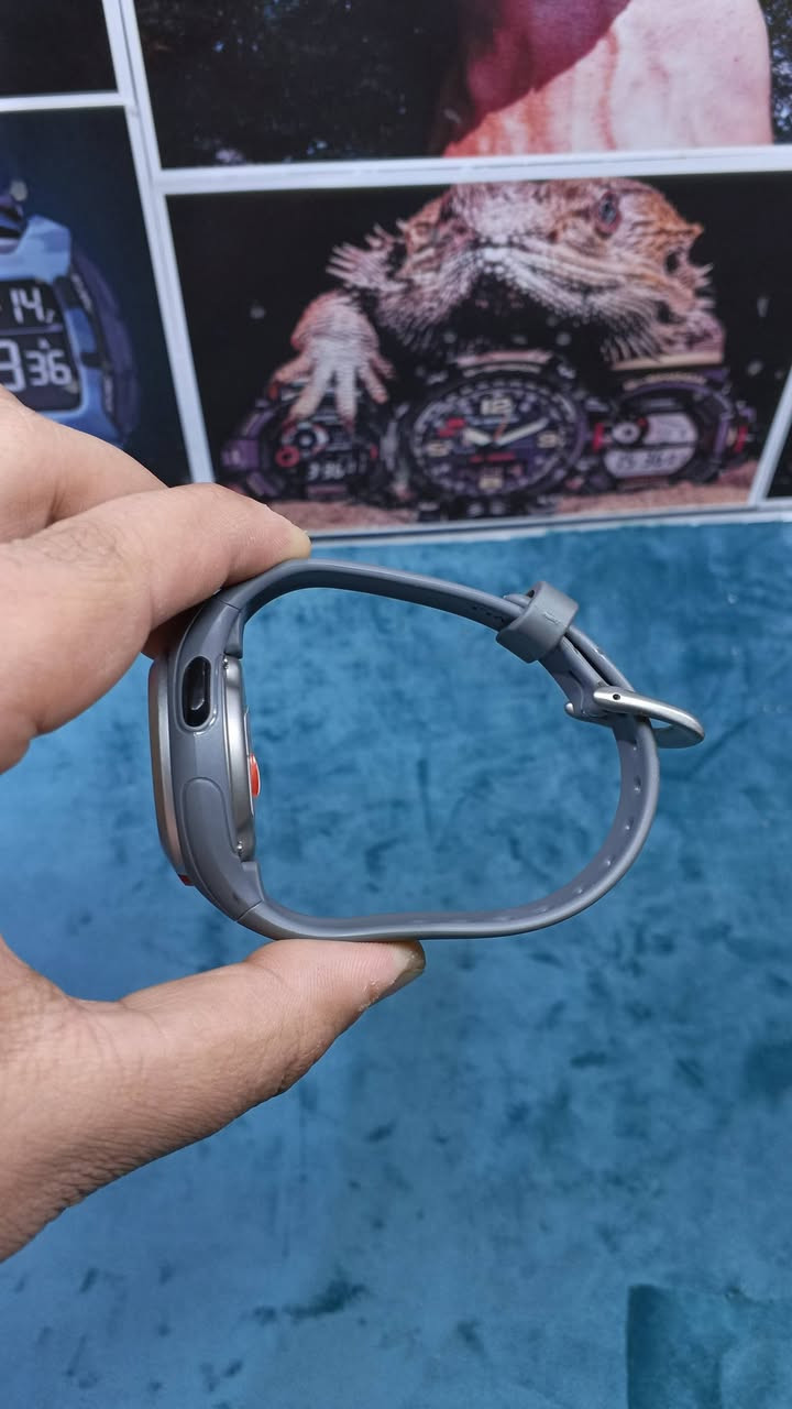 سلام عليكم 

ساعة 5535 Timex رياضية رقمية أصلية، بتصميم رمادي أنيق مع تفاصيل حمراء
المعلومات الأساسية
قطر 38 
الماركة ساعة Timex
الشاشة: رقمية LCD
الإضاءة: INDIGLO
النوع: ساعة رقمية رياضية
السوار: مطاط
اللون: رمادي مع تفاصيل حمراء
عرض اليوم التاريخ
توقيت 12/24 ساعة
المنبه يومي 
مقاومة الماء: 30 متر
عنوان بغداد مدينة - الصدر الاروفلي
جميع الساعات اصلية معا ضمان
توصيل لجميع المحافظات
التوصيل واتساب ***********
