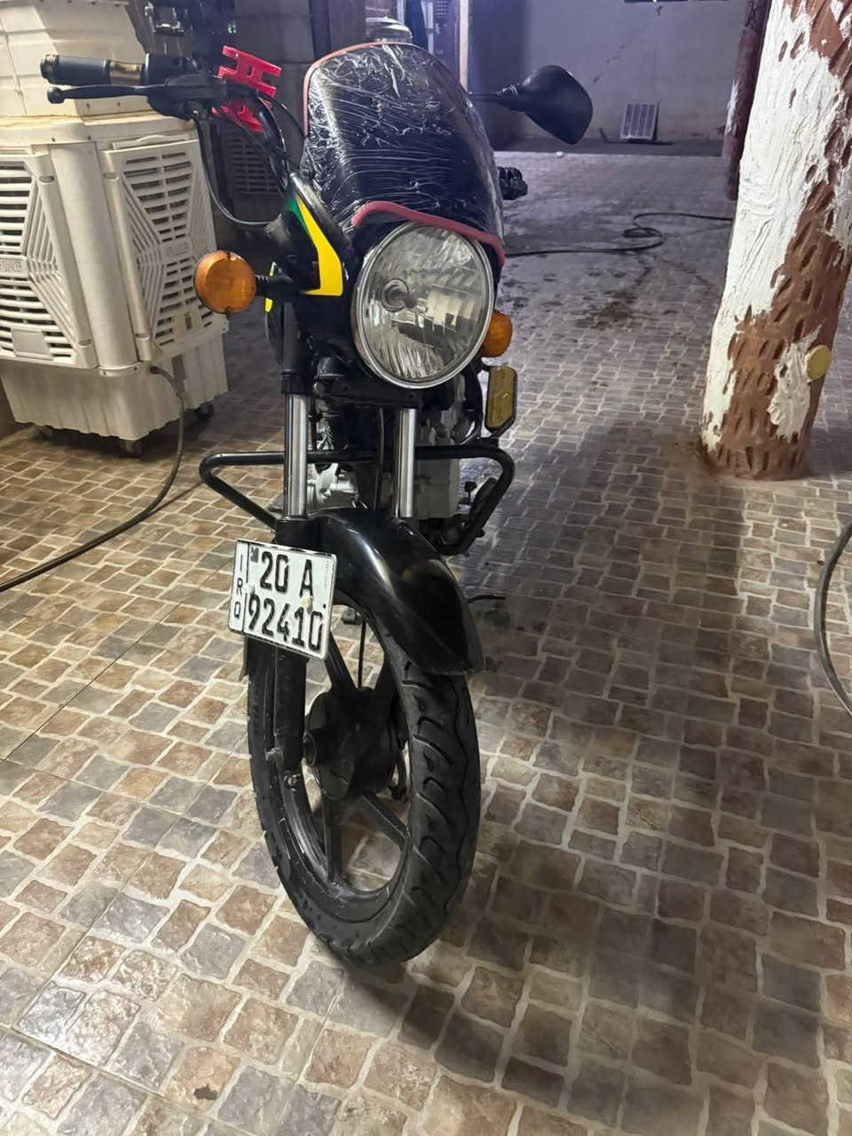 سلام عليكم بوكسر موديل 20 مرقم ارقام نكليزي شرط تحول سعر 1400 وابيهة مجال تصال على رقم *********** غير متواجد على خاص
