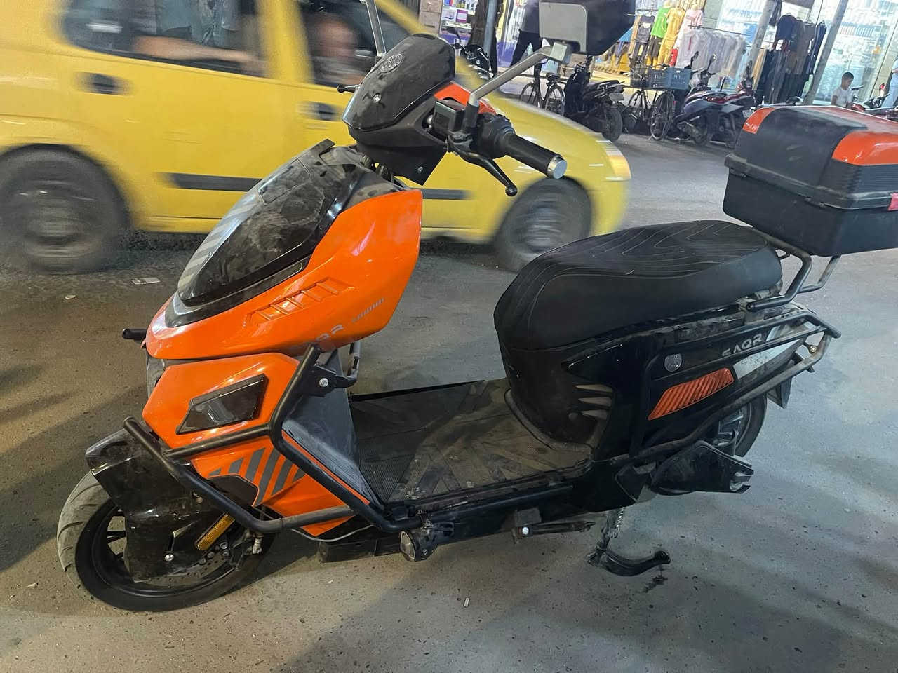 F16 بعدهى بتراب الشركه
بطارية ليثيوم 27 فولت
ملف 3200 
سرعه 99 حقيقي
دراجه صارلهى شهر من ماخذيه مابيهى اي نقص سعر مليون و100 الف بغداد كريعات استفسار اكثر اتصال ☎️ ***********

