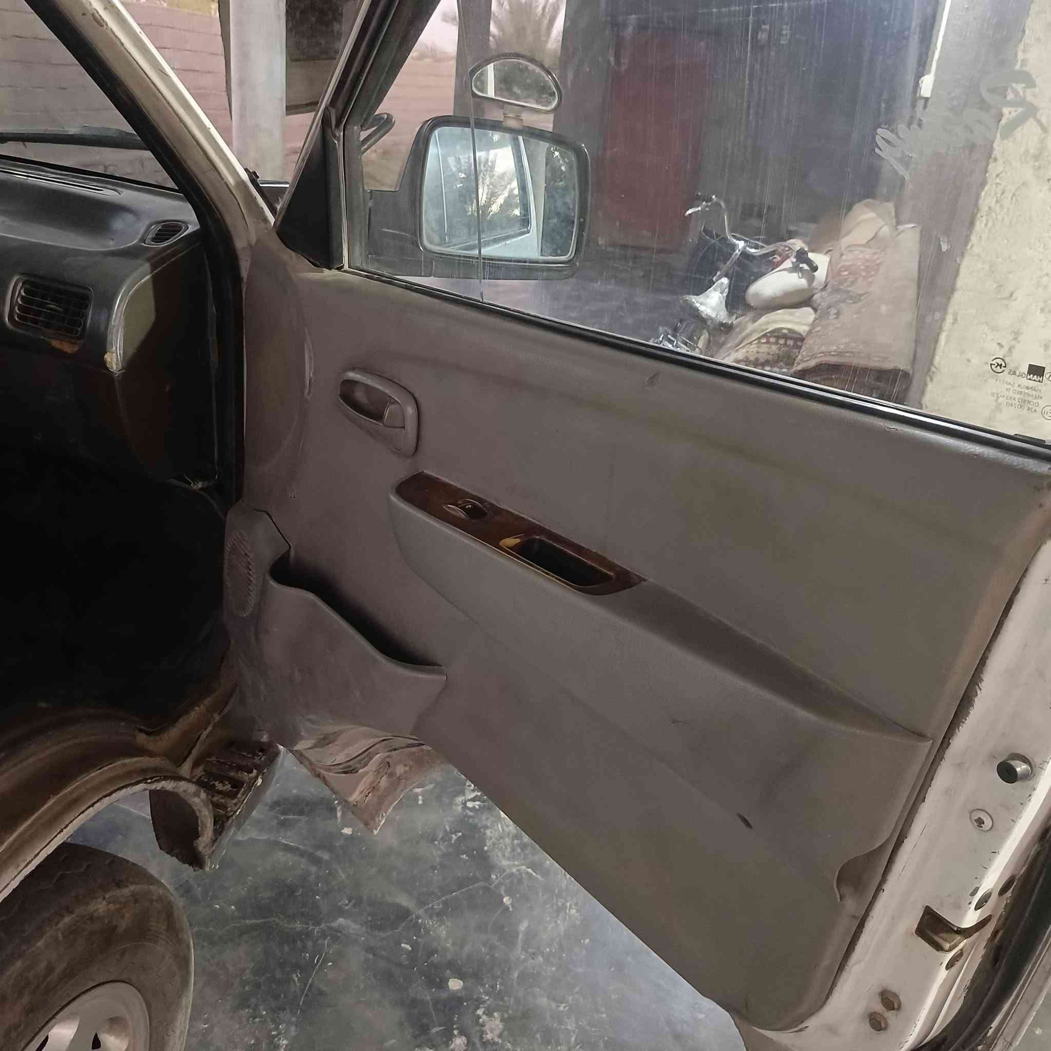 بريجو للبيع موديل 2000 باسمي كير محرك اكسل كفاله اما الباقي تشوفه بعينك 75 وبيها مجال قليل جدا وهاي صورها.. خاص ما اجاوب الي اله مصلحه يتصل عالرقم ***********

