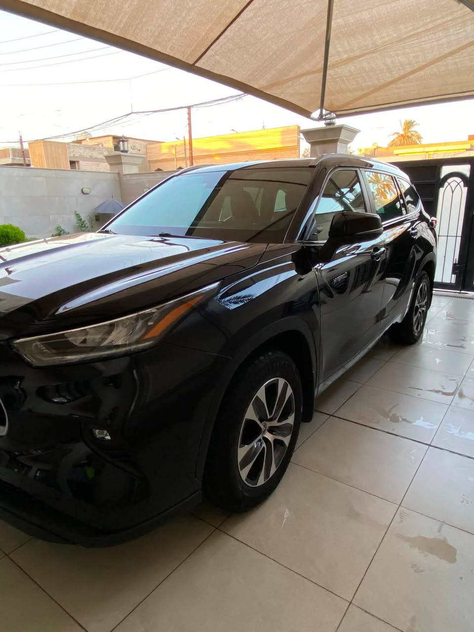 هايلاندر 2023 GLE خليجي هايبرد 
رقم بغداد ماشية 27 الف km

فتحة سقف
مقاعد جلد وكهرباء 
تحكم ستيرن 
رادار امامي
فورويل
شاشة كبيرة
صندوق كهرباء 
سبعة راكب
٣ قطع تبريد

بدون صبغ بدون تبديل عده بارد بسيط يم قبغ البانزين

السعر 32800$
بغداد العامرية 
***********
