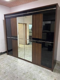 غرفه نوم تركي • مستعمل • ٨ قطعة