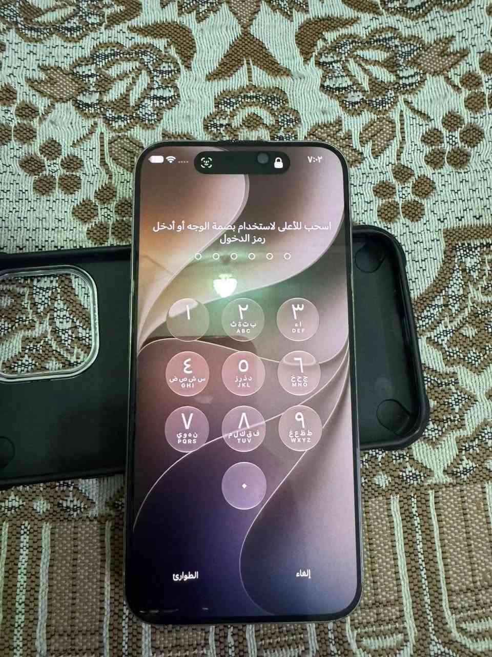آيفون ١٥ برو ماكس • ٢٥٦ • الضهر مكسور