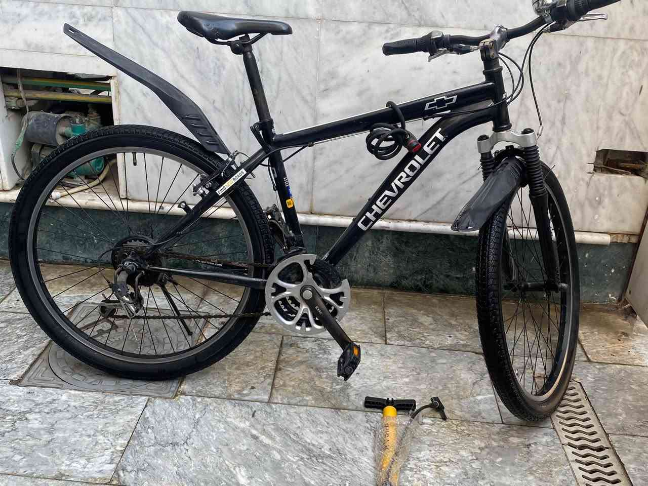 هذا الوحش الانيق للبيع 🏍️
بايسكل شوفرليت الامريكية وارد ياباني حجم 26 بالك اصلي مو تجاري فول نظافة گير شغال دبل شغال بريكات شغال فول مابي اي خلل ولا كسر سرعة وراحة ومتانة السعر 160 وبي مجال + مع بم هدية 🎁🚴 مكاني بغداد ساحة ميسلون
متواجد واتس فقط ***********
