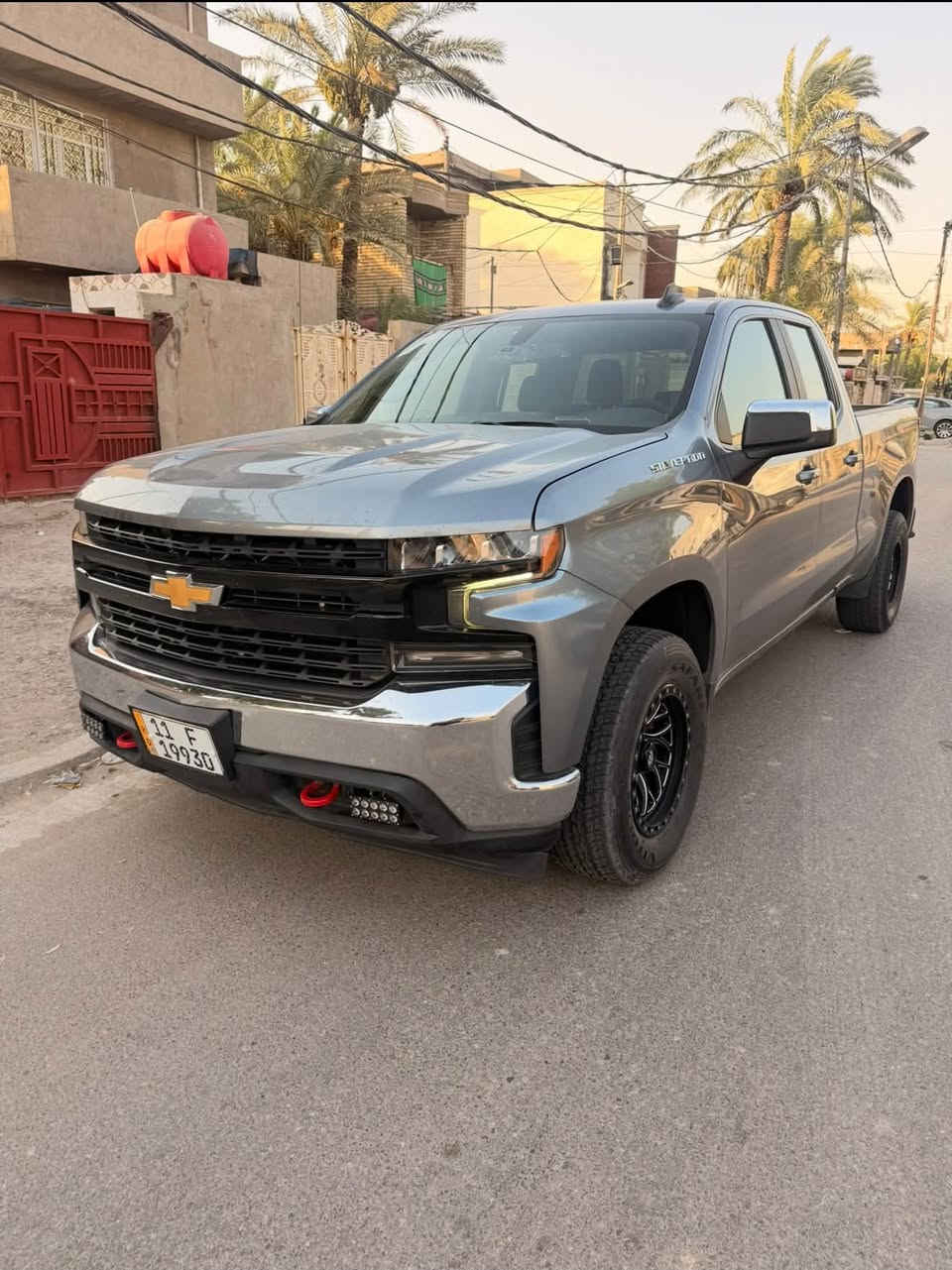 السلام عليكم سلفرادو 2021 وارد امريكي حادثه بنيد مبدل وجاملق صبغ شاصي ولغد مكفولة ماشيه 55الف ميل مكينه وكير مكفولة من الفتح 
مكينهV8 /5300 السياره بصمه تشغيل وبواب جنطه كهرباء سايد أبريك بصمه تشغيل عن بوعد كسن كهرباء بعد هواي مواصفات بيه السياره بدي طويل وباب قصير رقم بغداد نكليزي السعر 180$وبيه مجال بيع فقط بدون مراوس ولادين الاستفسار اتصل ***********مكانه بغداد صور الحادث وسونار بالمنشور

نص مكتوب في الصور:
- دكتور سونار لفحص السيارات دكتور سونار للسيارات بغداد-معارض الحبيبية-مقابيل ملعب المدينة *********** | *********** | *********** صبغ معجون تبديل بارد صبغ وخدوش المصد الامامي تبديل البنيد الجانب الايمن صمعات المصد الخلفي لا يوجد ضرر الجانب الايسر معجون و صبغ في المكان المحدد الجزء العلوي لا يوجد ضرر الاسم : حسين رقم العجلة: 11F19930 تاريخ الفحص :2026-07-30 رقم الفحص :3022 نوع العجلة SILV ERADO اسم الفاحص : مدسر سعر الفحص : 25.000 ملاحظة : بدنه الامامي ايسر تعديل نخلي مسؤوليتنا بعد انتهاء الفحص وتسليم التقارير الى الزبون الرصعات البسيطة والشخوط والتكحيل منظورورة بالعين للزبون | يتم فحص فتح البراغي بنظرية الفاحص * الرجاء قراءة التفاصيل الواردة بالتقرير بدقة. المركز غير مسؤول عن الاتفاق بين البائع والمشتري أو أي فحص أو أي تقرير آخر المركز غير مسؤول عن نتائج الفحص والسيارة بعد خروجها ولا يتحمل أي مسؤولية/ القابلون والبلاستيك خارج الفحص أي قطعة فتح محتمل تبديل
- PLC GROU