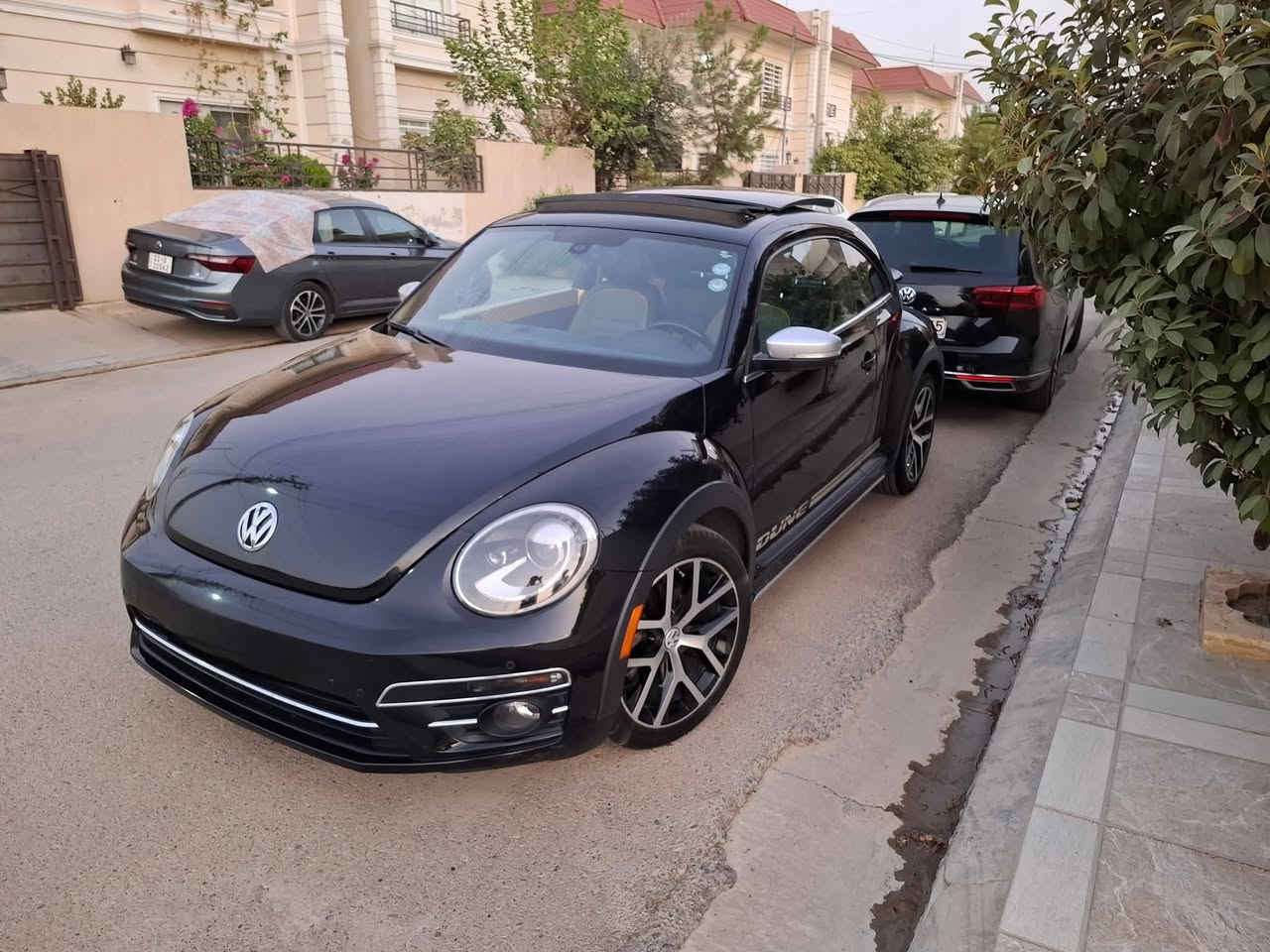 جمعه مباركه بيتل دون ٢٠١٨ 
BEETLE DUNE 2018
فول مواصفات بصمه ، بانوراما ، كشنات جلد وهيتر ، شاشه كار بلاي ، كامرا وحساسات ، سماعات فيندر ودمام ،
 رقم وسنويه جديد لغاية ٢٠٣٠ ، كير محرك تبريد بشرط ، ممشى السياره ٦٩ الف ميل ، صور الحادث بالمنشور اربع قطع بدون دواخل بدون ارباك  
رقم شاصي
3VWSD7AT8JM712430
سعر السياره ١١٧ بي مجال قليل ، رجاء كل التفاصيل موجود بالمنشور والشراي يتدلل 
***********
***********
