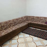 ديوان • خمس قطع • ست امتار