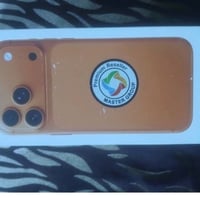 للبيع ايفون 📱17 برو ماكس  بطارية 100(مشحون مرتين)  الجهاز جديد ظمان ما...