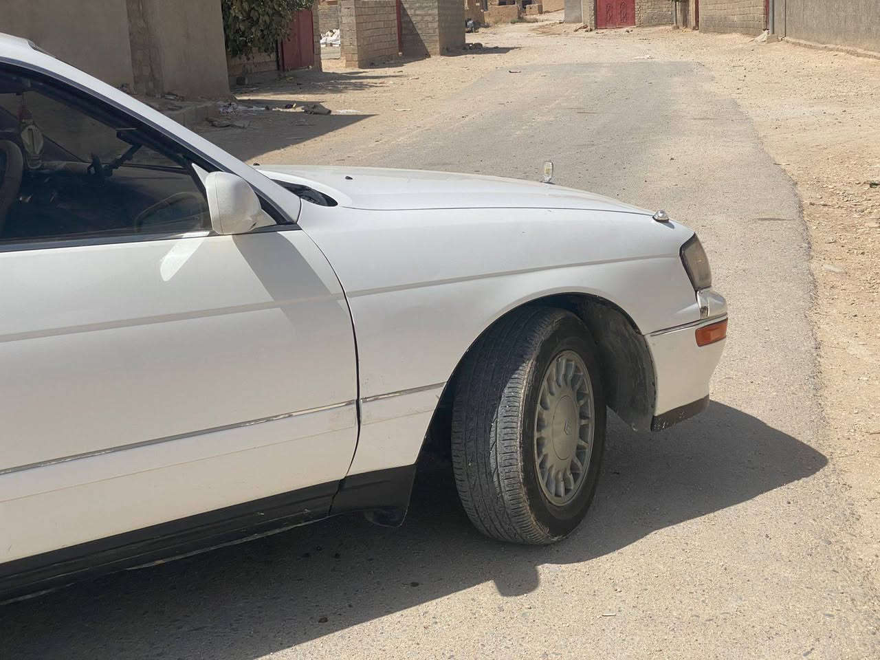 كراون ١٩٩٢ • مكينة ٢٥٠٠ • رقم انكليزي