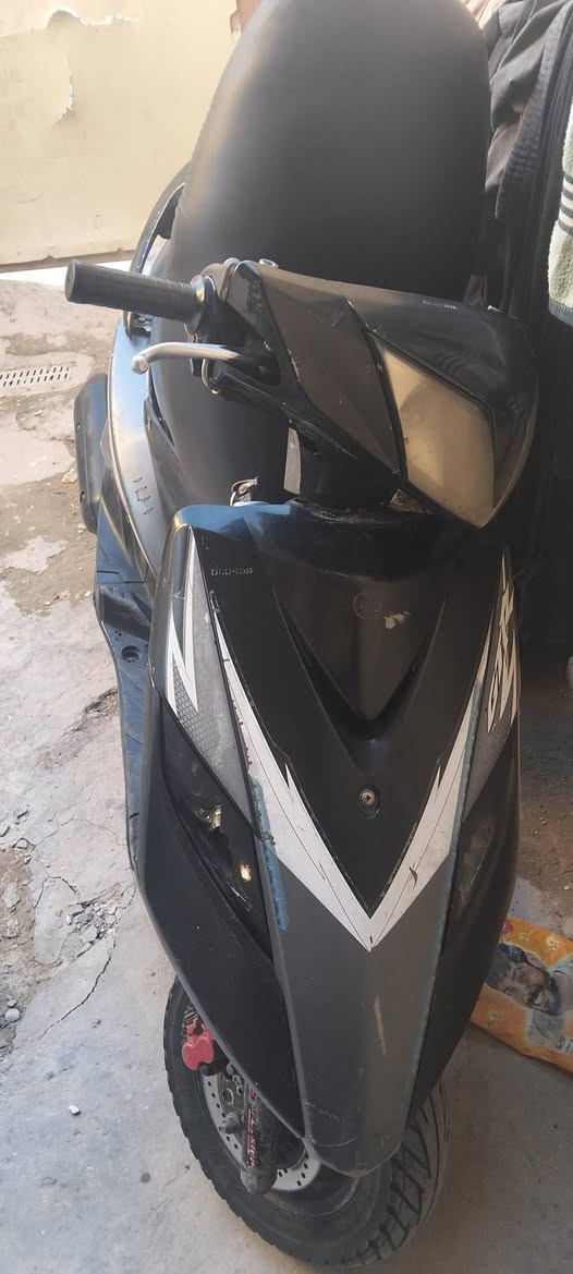 ثعلب جي تي ار للبيع ابيعلك كوم حديد مستعجل ع بيعة كلش تاركهة جان نقصهة بس تنضيف كابريتر وباتري وقبق هندر فقط  مكاني بغداد الرصافة  سعر قفل250 الف قفل قفل 
رقمي واتساب ***********
