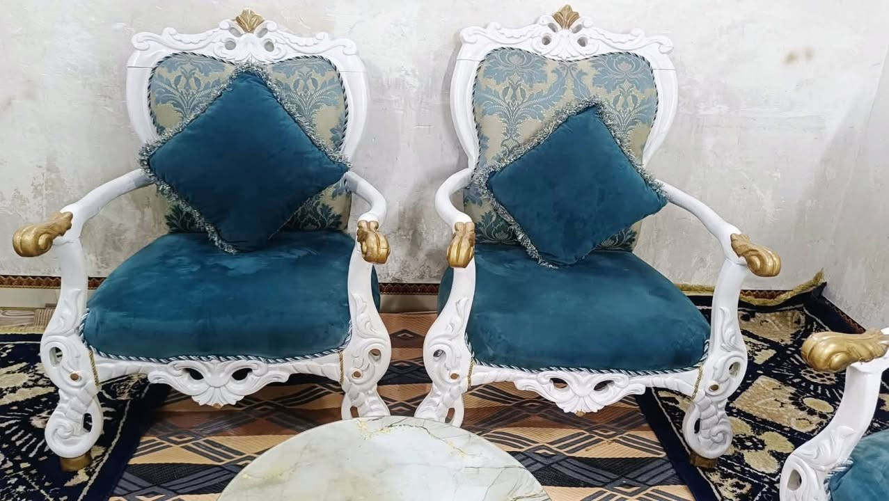 تخم 10 مقاعد زان تركي درجه اوله نضيف جدن اي ضرر مابي اسعر 525 لعنوان كربلاء بدايت امن اداخلي يوجد توصيل ***********
