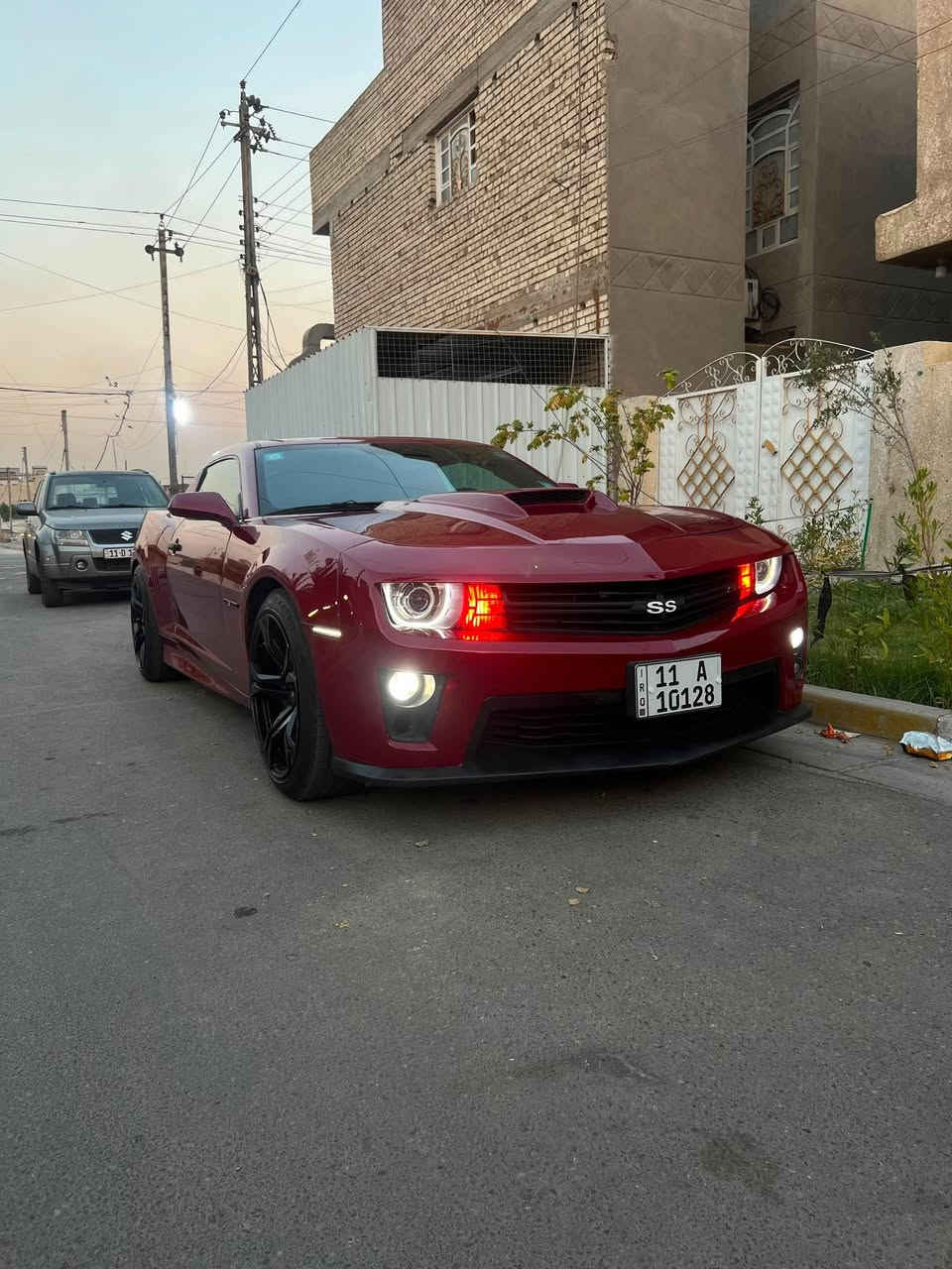 السلام عليكم
كمارو 2SS للبيع موديل 2011 

فول داتا شو

وارد كندي  حادثها فقط دعامية امامية مثل ما موضح بالصورة

السياره ماشية 89 الف كيلو 

مضمومه من 2018 بيها جراد نرشت وتغلفة PPF 

 محرك 6.200 v8 بحالة الوكالة

گير بحالة الوكالة

اكسل صدر امامي خلفي مال كندا بعدها السياره جديدة لاطسه لا اصوات خارجيه كامله لاخر حبه

سلايد روف

شفتات ستيرن

كشنات جلد
حساسات خلفية
فول تحكم ستيرن
مثبت سرعة 

الاضافات العليها

كت هنسي كامل مع سكوب الجامه الخلفي مشاده

شوته 

هدرز لونك امريكان ريسنك

گاچ كان

اكس بايب

دبات اجتي بور بوابات مبرمجه ع تحكم الروف البلادي

راديتر گير خارجي 

سلف كورفيت 

ويل zl1 اصلي تخم تاير قبل شهر مبدله من تاير مول 

داخل السياره بوضع الشركة باتري امرون جديد

عليها منضومة عدسات + اوركيل

منضومة تبريد بحالة الشركة 

سستم سماعات بوس بلوتوث بلادي

تحكم كشنات كهرباء

مغلف جامات كلهم عازل حراراي اصلي 

مراوح مبرمجة 

مي راديتر اصلي بريستون وكالة

دشبول مغلف كنتارا 

صور الحادث مرفقة 

رقم بغداد الجديد وهزة جديدة

السعر 115

الرقم ***********

مكان السيارة بغداد حي العامل
