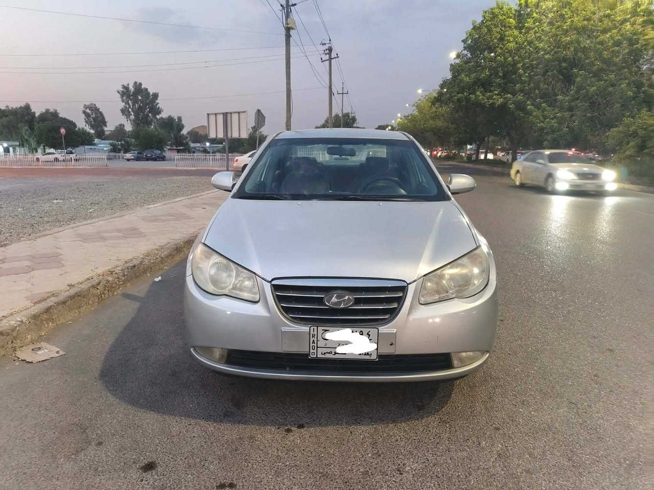 ئاڤانتی بڕاوە 2006کۆدی هەیە گێڕو مەکینەو تەبری کەڤەر سەقف هەمووی بەشەرتە کەلار ***********
