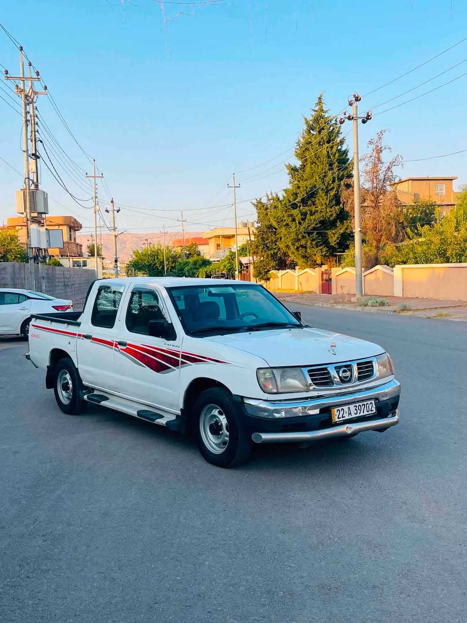 نيسان پيكاب2001 تحویل ئە سلی ته بريت و پاوه ر گيرومكينه به شه رت  3پارجە ی بویاخە هيج ليدراني نيه سه ياره كه زور خاوينه هه مووگياني به شه رت سه نه وى نويه  هه تا ٢٠٢٨  مانكى ٨ به ناو كردن و غرامه به شه رته 
٤تايه  ويلي نويه هج مه سروفيكي نيه ده عامي بو ده عامي به شه رت سه ياره كه هه موو گياني به شه رت بو زا نياري زياتر په يوه ندي بكه به م ژماره ته له  فونه
سعرى75
*********** أربيل, العراق
