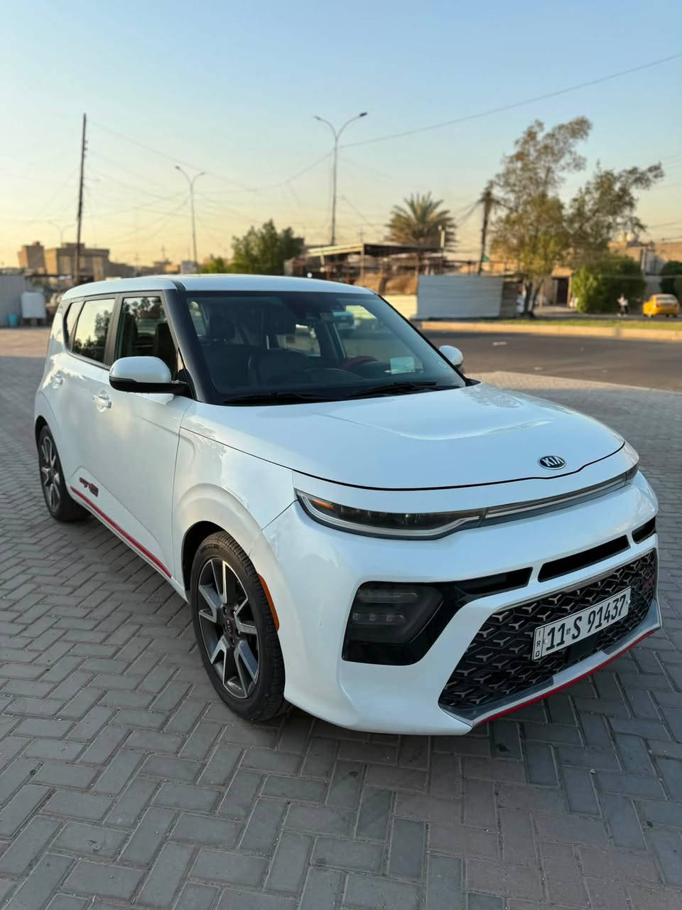 كيا صول 2021
GT line 

فول مواصفات 

فتحه 

بصمه تشغيل عن بعد 

اشاير مري 

كشن جلد كهربائي تدفئه 

تحكم ستيرن كامل 

رادارات وقيادة اليه 

داتا شو 

لايت لد 

بك لايتات لد 

دشبول اناره 

شاشه وكامره 

اعلى مواصفات بل صول 

حادثه جاملغ نفسه مصلح كله ليبل واحد بدون تبديل. ماشيه 50 ميل 

السياره جاهزه. هسه مسويله صيانه باتري ومنضومه بانزين. وتخم تاير  

مكينه وكير شرط ما مفتوحات 

صور الحادث من ضمن المنشور 

مكاني بغداد الحبيبية قرب مستشفى الولادة 
*********** 
السعر. 135  وبيه مجال للشراي
