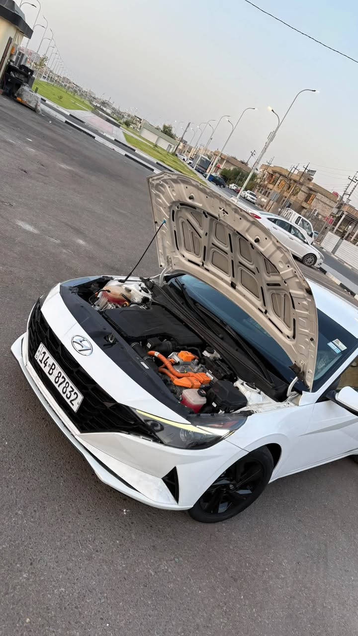سلام عليكم النتره وارد امريكي هايبرد مديل ٢٣ بيها قطعتين تبديل و صبغ  السياره جديده ما ناقصها اي شي السعر مناسب باقي التفاصيل بلخاص  رقم الهاتف ***********
