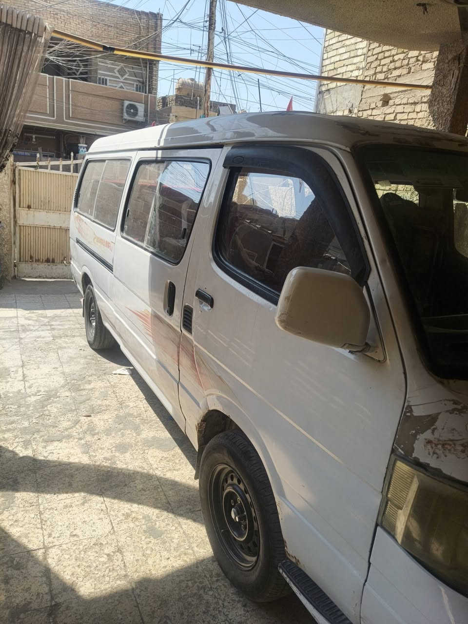 للبيع 2009 ما متواجد عل فيس اذ شراي اتصل *********** السعر 45 وبيهة مجال العنوان بغداد الشعب
