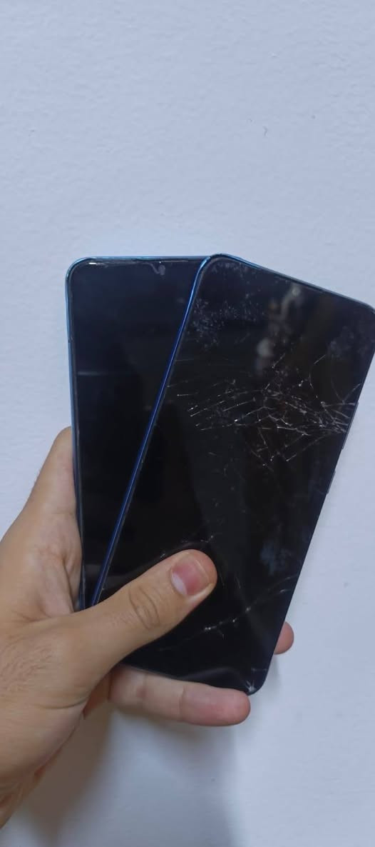 السلام عليكم 
موبايلات للبيع

سامسونج a21s نظافه فول ما مفتوح شرط شخط مابي مكفول ذاكرة 64
دبل سيم كارت 
السعر 95 وبي مجال بسيط 

ريلمي C11 قطعتين يعوزهم شاشات واحد يعوزة بطارية 
ذاكرة 32 دبل سيم كارت يفيدون تفصيخ او تصليح شوية تعبانات 
السعر 55 وبيهم مجال بسيط 

التواصل واتساب:***********
