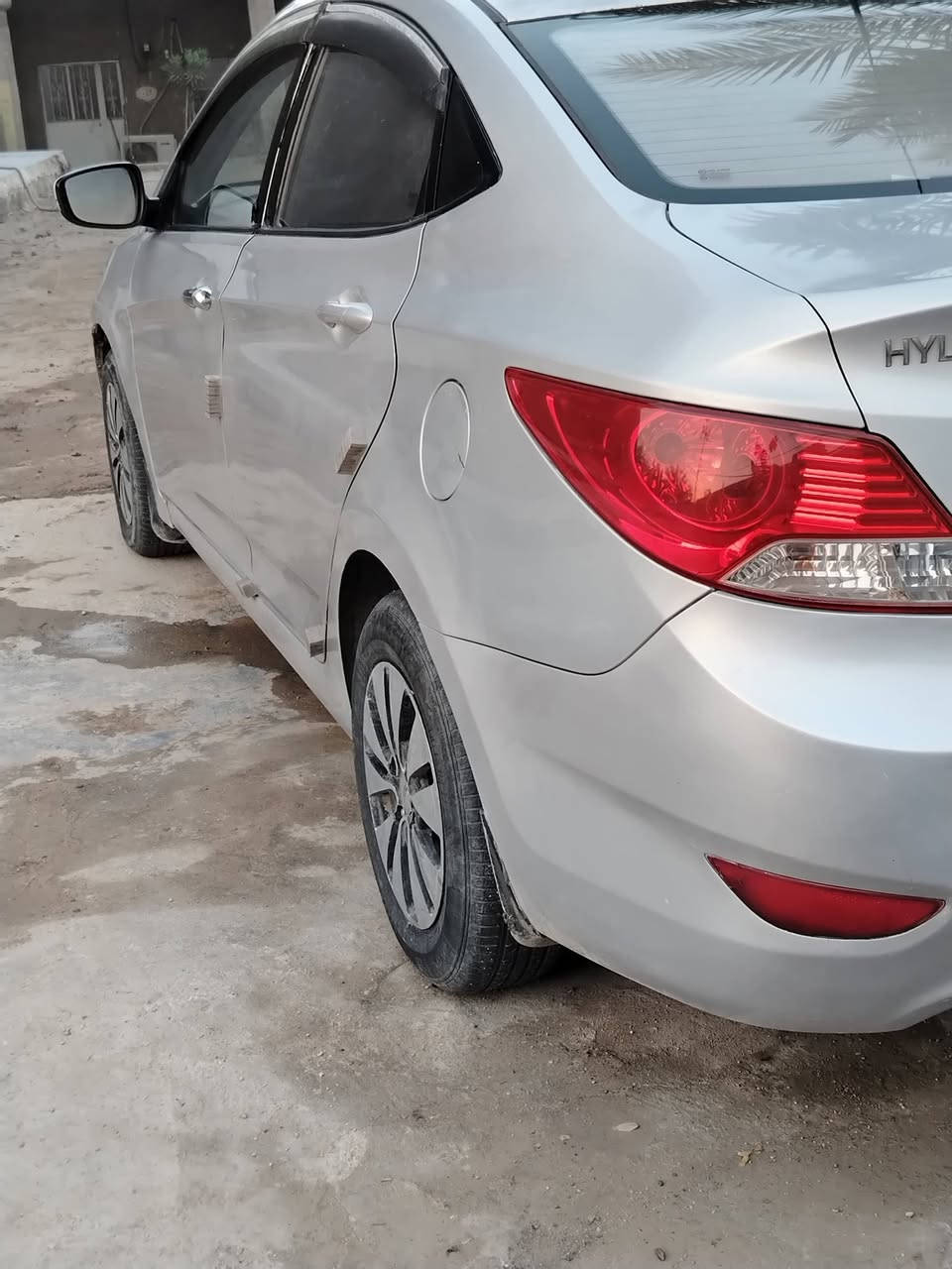 اكسنت خليجي ٢٠١٣ خليجي محرك 1600 رقم كربلاء انكليزي بأسمي جديده جدا بيه مكانات صبغ مال جراد بدون اي ضربه وشرط الفحص سياره جاهزه سعر 78 مجال كلش قليل ***********
