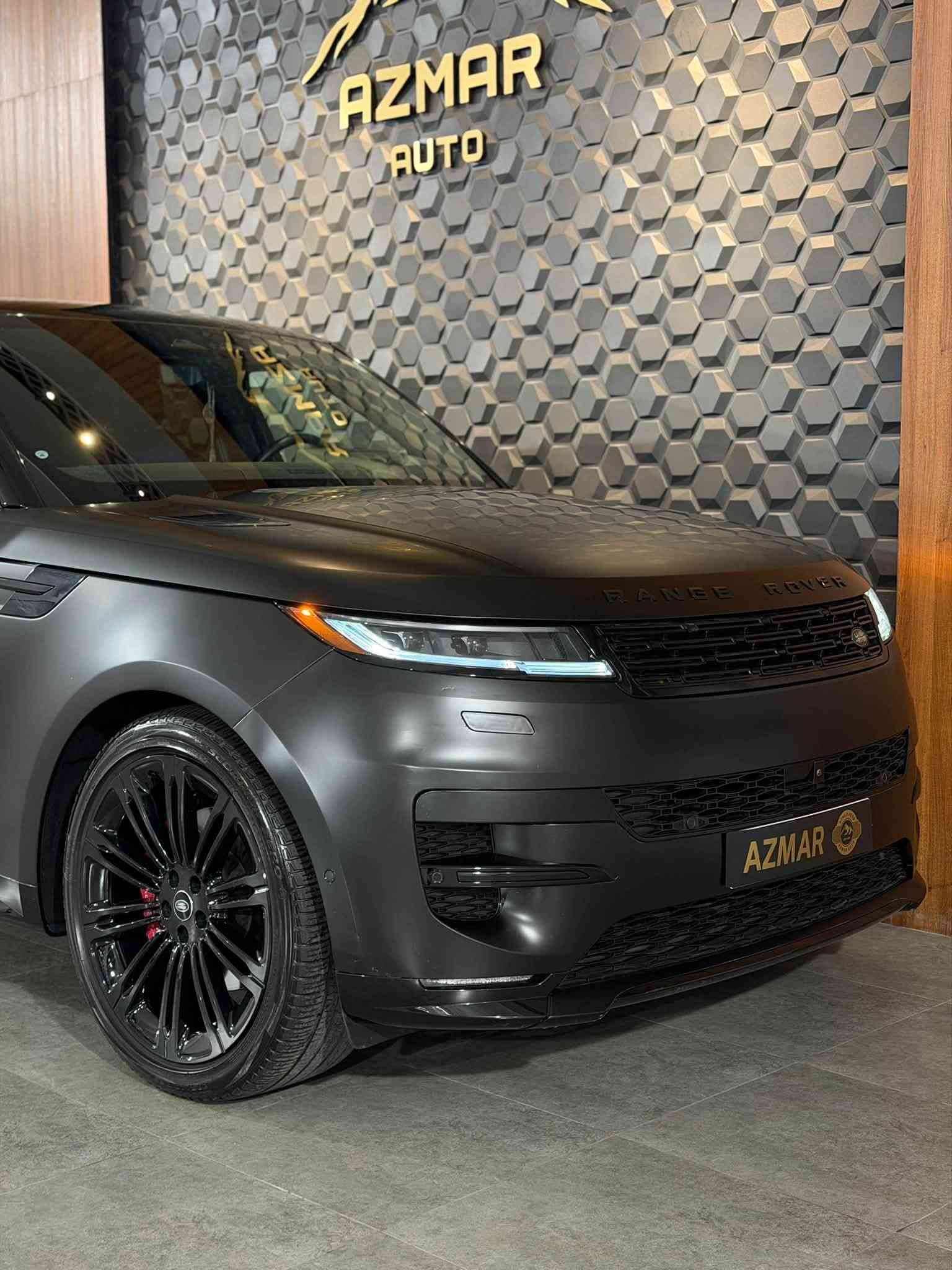 Range rover Sport hse dynamic ⚜️
موديل : 2024
ماشية : 25 الف فقط
كلين تايتل✅
مرقم + مغلف PPF مات + مضلل

فول مواصفات
داخل احمر و بنوراما و ابواب شفط و كشنات تدفئة و تبريد و كامرات ٣٦٠ درجة و داتاشو و رادارات و حساسات و تحكمات كامل ستيرن و انارات داخلية متعدد الالوان و جكات و انضمات قيادة بيها و بعد هواية مواصفات متنذكر

السيارة وارد امريكي كلين تايتل 🔥

مرقم و جاهز تحويل او وكالة بشرط
سعر : 795$ ورقة
للاستفسار : ***********
العنوان : السليمانية المعارض الجديدة شركة ازمر اوتو معرض رقم ٣٤
