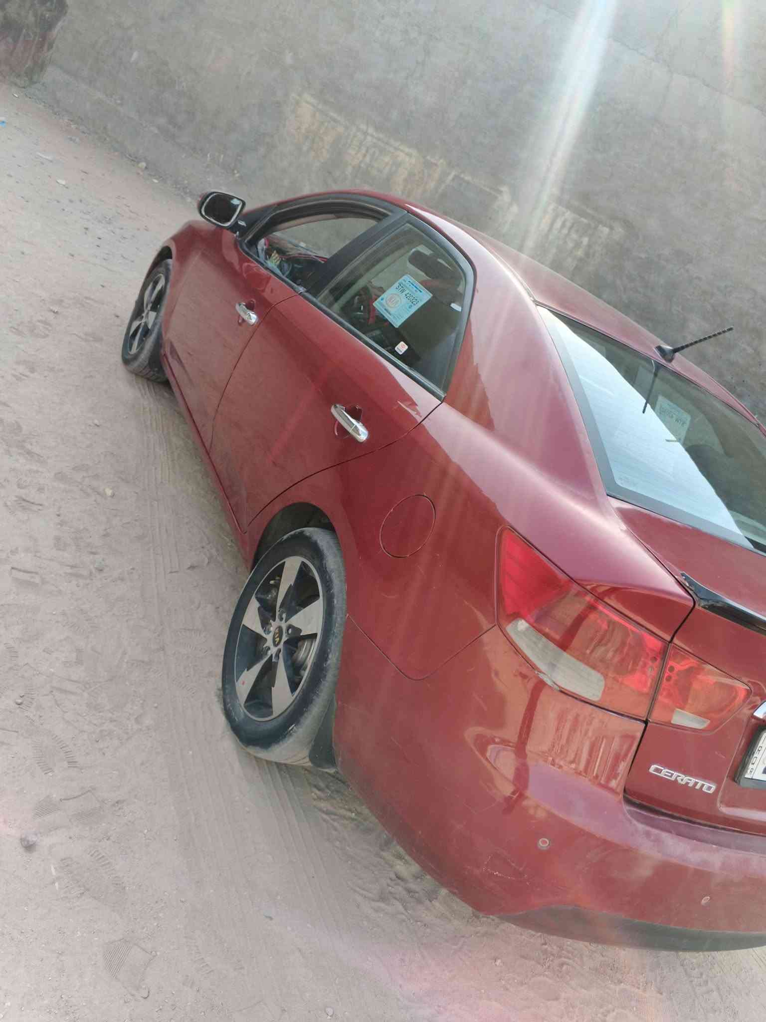سلام عليكم سراتو موديل 11خليجي بيها صبغ جاملغ وبنيد بدون داخل سياره جاهزه مابيها نقص سعر 88 بسم عربي يمي بيتا رقم وسنوية جدد***********
بي واتساب
