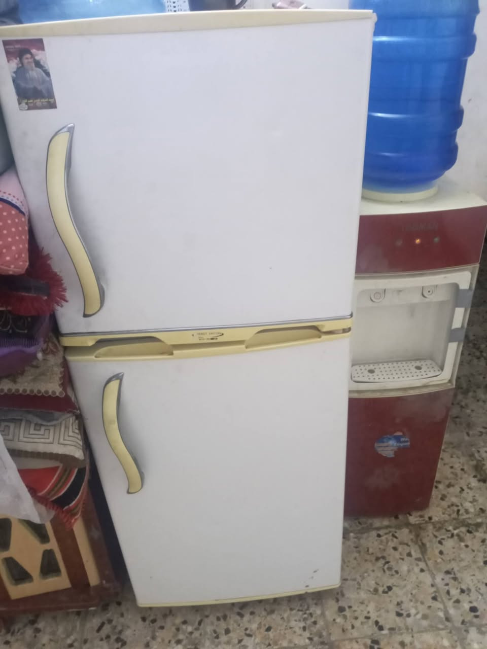 مبرده ساعتين شغاله 75
ثلاجه 12 قدم 100
براد نضيف 40
دوشك سفتج عرضه متر وعشرين30
‏‪***********‬‏ غير متود على نت

واكون غساله نضيفه50
وبلازمه 32 سعر75
