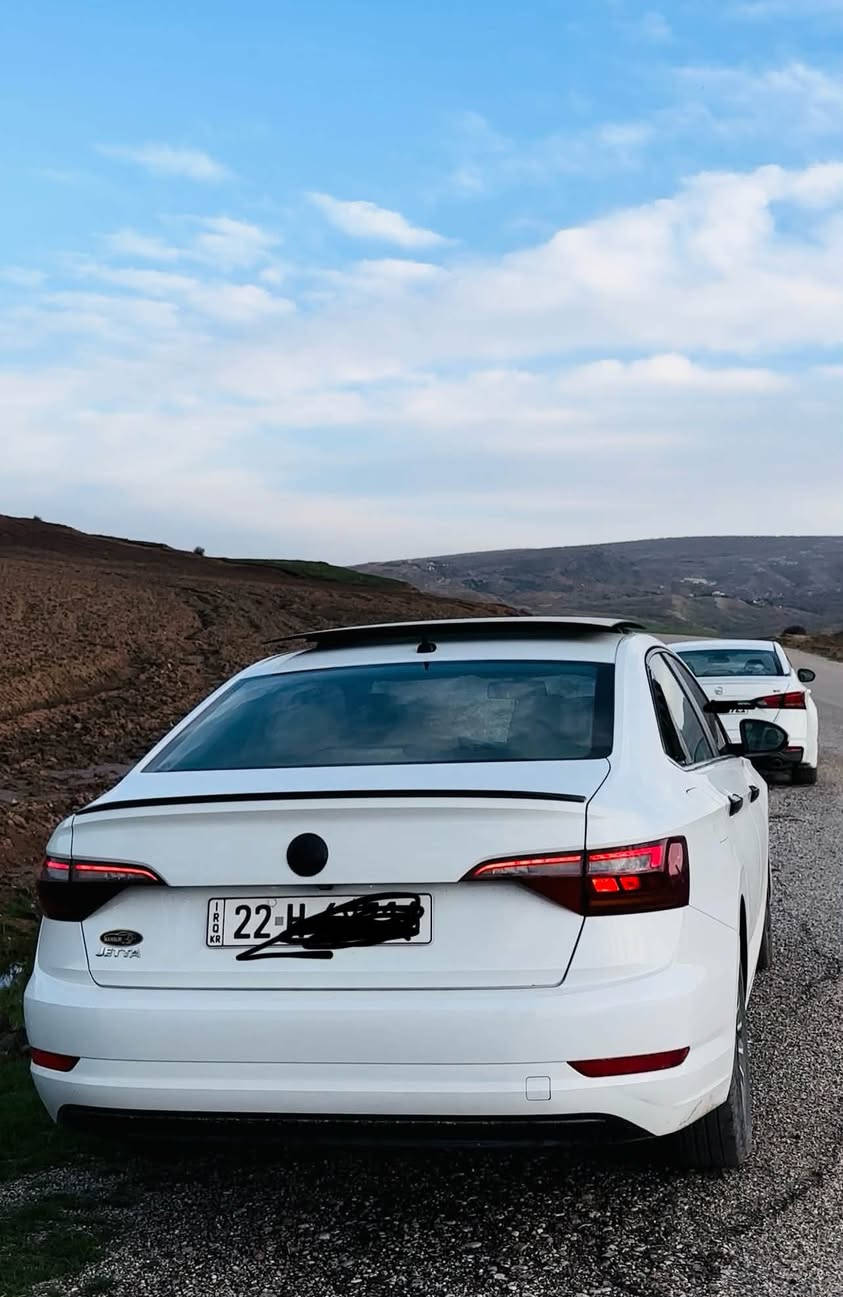 السلام عليكم
Volkswagen Jetta SE full 2019

موصفات SE فول 

‎کلین تایتل 

شاشه و كاميرا

پانۆڕاما 

‎ناو زەرد

کوشن هیتر

پشت و پیشی و تەنیشتی رادار

‎ڤالیۆم 

دژه خليسك ECO

بەسمە دبل گیر

Auto hold

لایت و بەگلایت لید  زینون 

گیر و مەکینەی بەشەرتە

سەیارەکە ١١٠هەزار ميل رۆیشتووە

١٦٠ ورقة مەجالێکی کەم

شوین : هەولێر

***********

 موصفات se فول

كلين تايتل

ماشي ١١٠ الف

محرك و گير بشرط

مكان أربيل

١٦٠ ورقة مەجال
