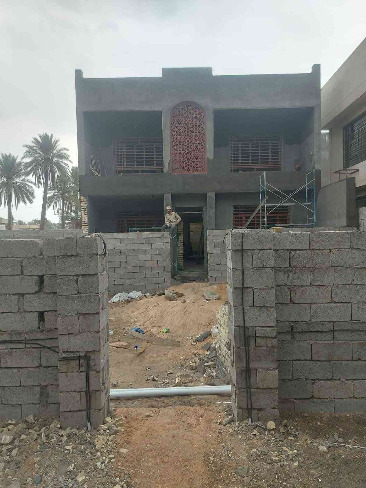 السلام عليكم كادرلبخ مصري
كامل موجود ببغداد فقط ال
رقم بيه وتساب الهاتف***********
