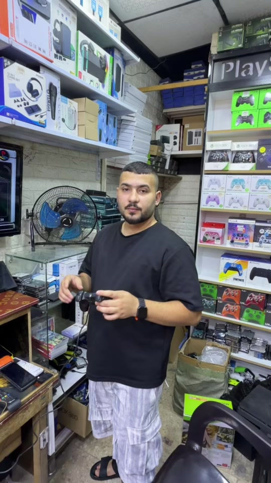 🎮 هارد ألعاب بلايستيشن 2 🔥 💾 الحجم: 160GB 🕹️ يحتوي على 215 لعبة PS2 🔥 تشكيلة ألعاب متنوعة وجاهزة 💰 السعر فقط 20 الف فقط 📍 مركز دبي للأجهزة الإلكترونية – البياع / شارع 20 📞 *********** المصداقية أساس النجاح ❤️
