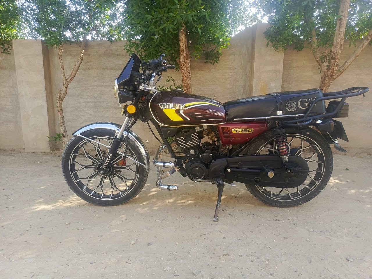 خمسه كير • ٢٠٠ • ٢٠٢٤