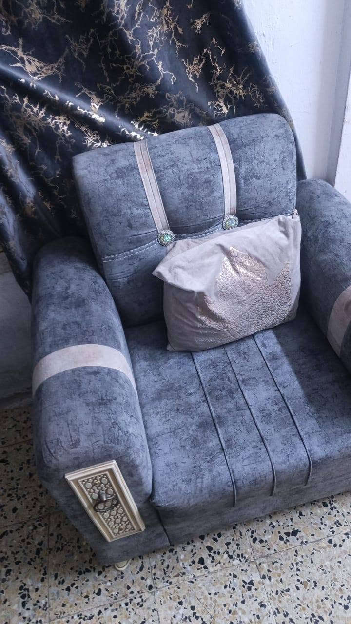 السلام عليكم تخم البيع نضيف ب350بي مجال مكاني بغداد الامين وتساب ***********
